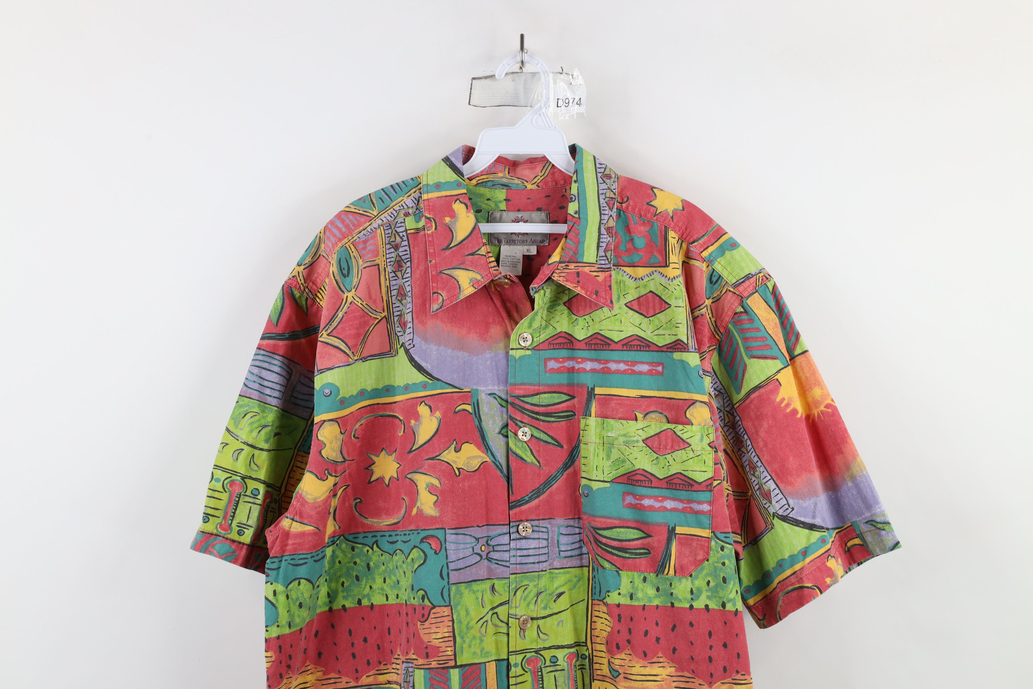 Vintage Vintage 90s Streetwear Rainbow Short Sleeve Button Shirt Size US XL / EU 56 / 4 - 2 Thumbnail