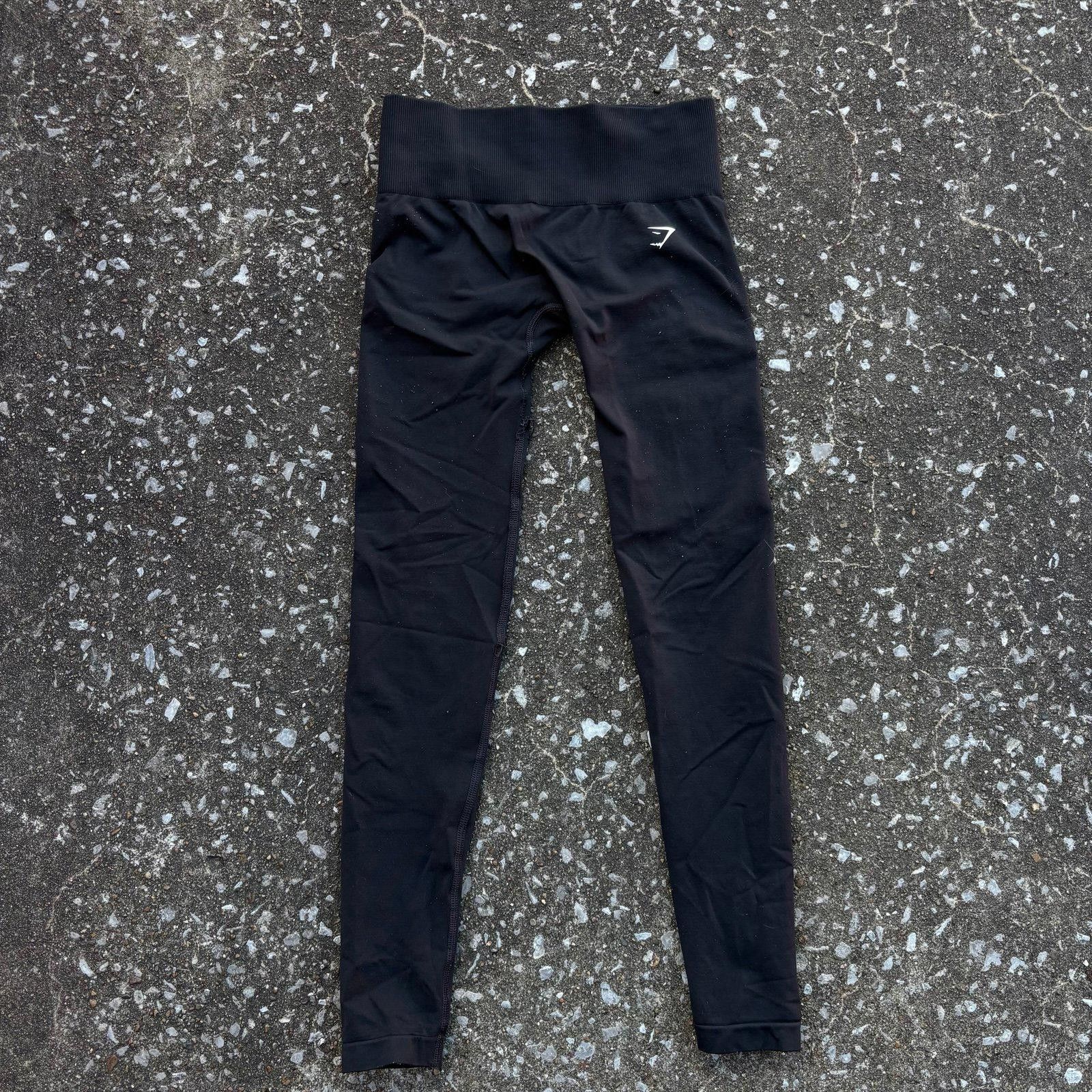Gymshark Gymshark leggings Size 28" / US 6 / IT 42 - 1 Thumbnail