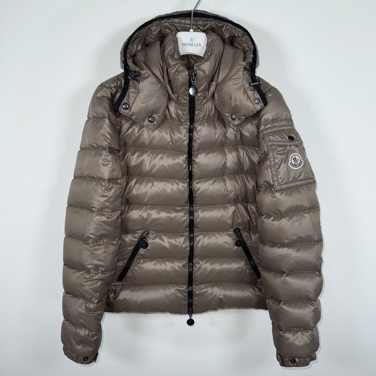 Moncler Moncler Bady Women’s Down Puffer Jacket Size 0 (XS) Beige Size XS / US 0-2 / IT 36-38 - 1 Thumbnail