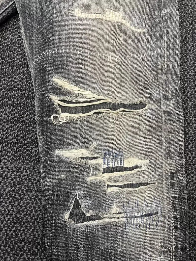 Neighborhood Neighborhood size S jeans Size US 27 - 2 Thumbnail