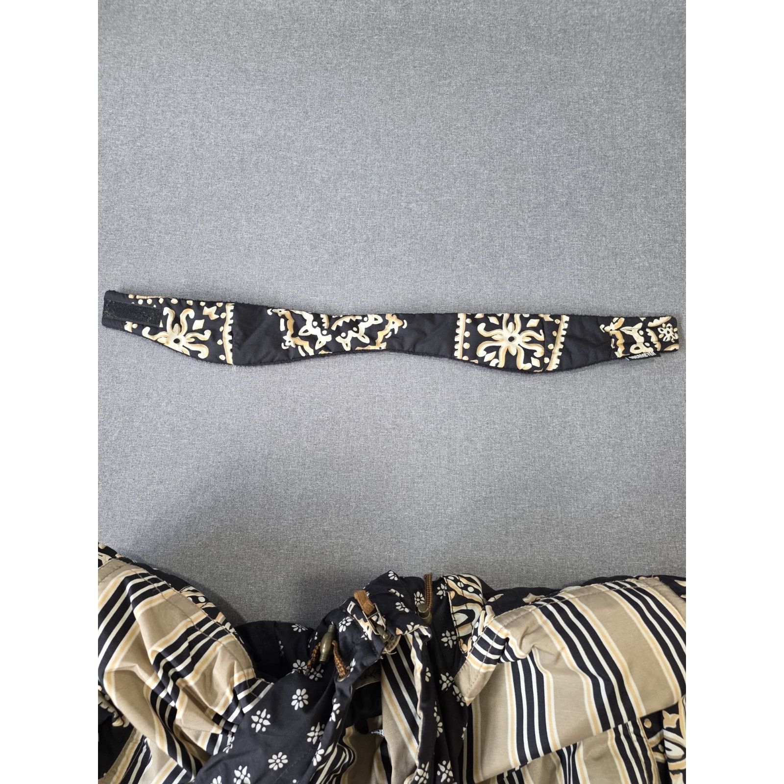 Obermeyer VTG Obermeyer Fanciful Jacket Black aztec Hood w headband Size S / US 4 / IT 40 - 11 Thumbnail