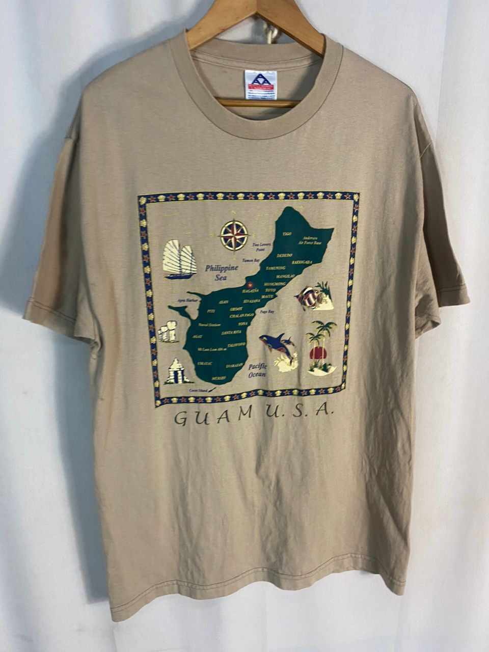 Vintage Vintage Guam usa tshirt Size US L / EU 52-54 / 3 - 3 Thumbnail