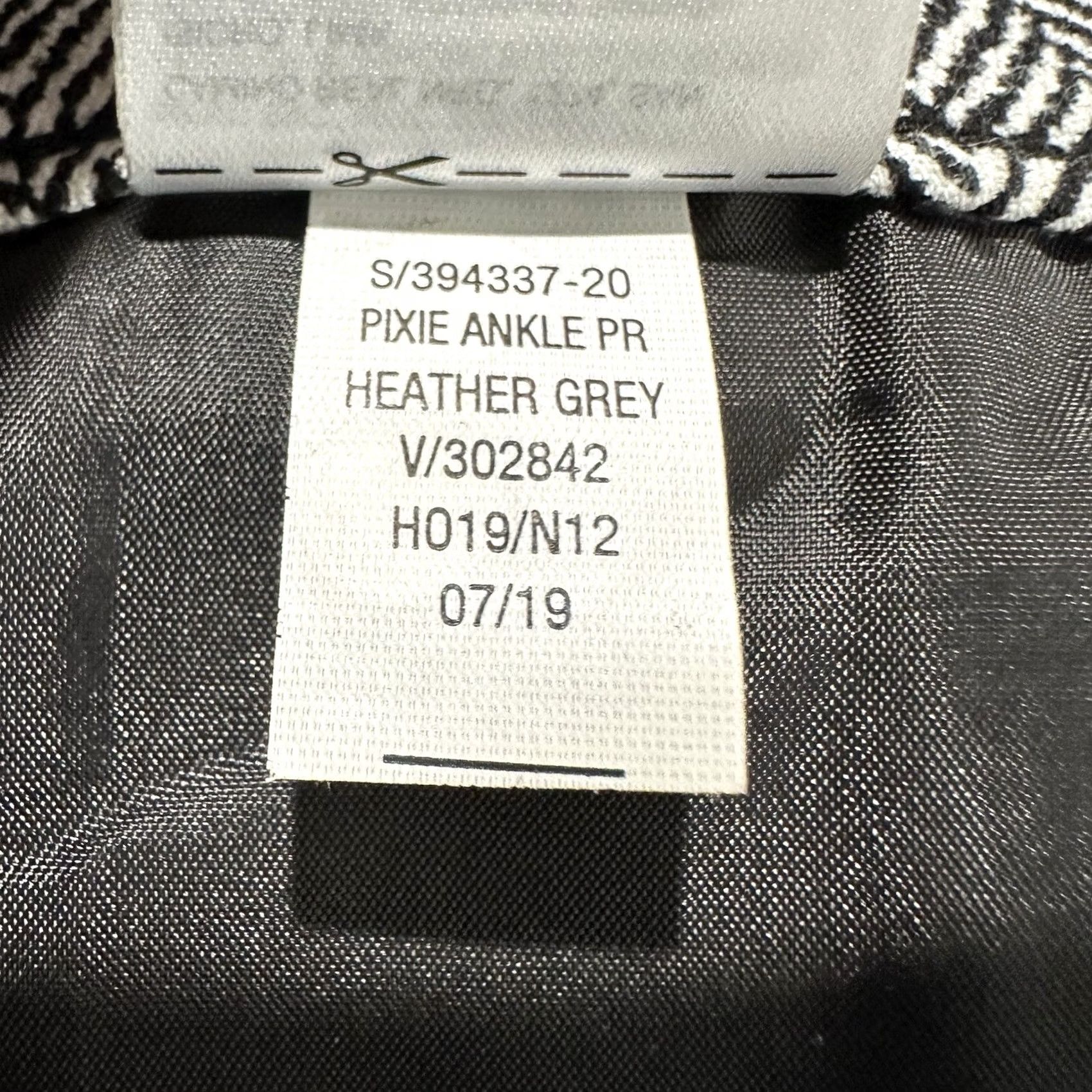 Old Navy Old Navy Pixie Ankle Pants Womens 14 Black White Houndstooth Print Heather Gray Shirt Size 36" / US 14 / IT 50 - 5 Thumbnail