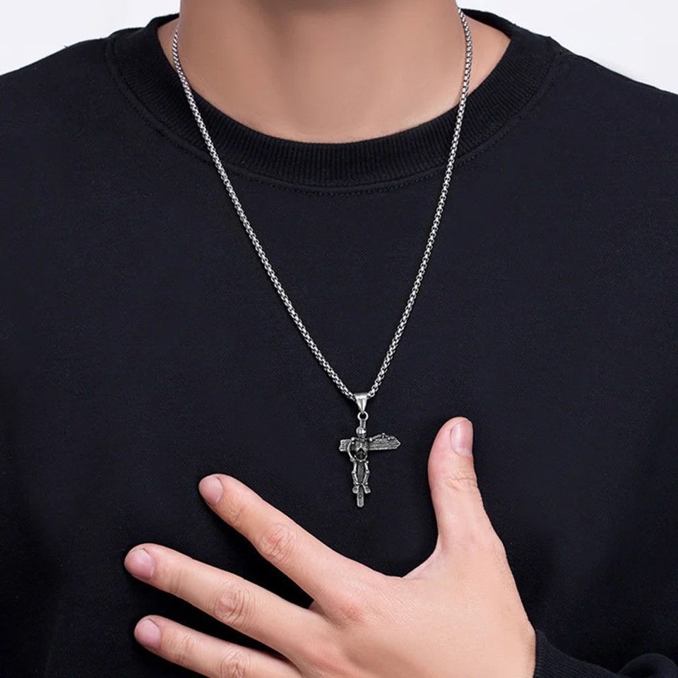 Jewelry Cross Choker Skull Necklace Size ONE SIZE - 4 Thumbnail