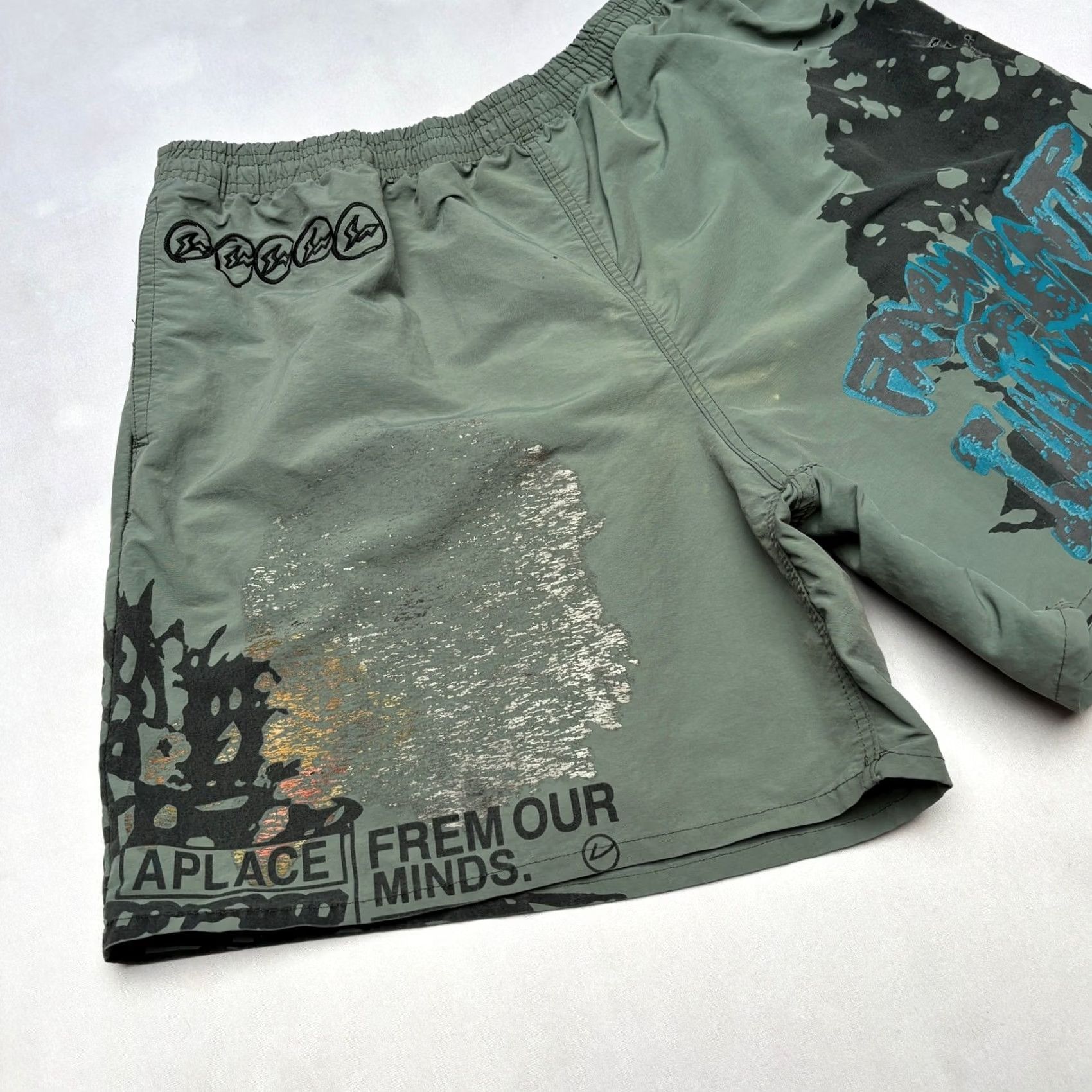 Travis Scott Travis Scott Cactus Jack Shorts Men's 2XL Multicolor Size US 39 - 3 Thumbnail