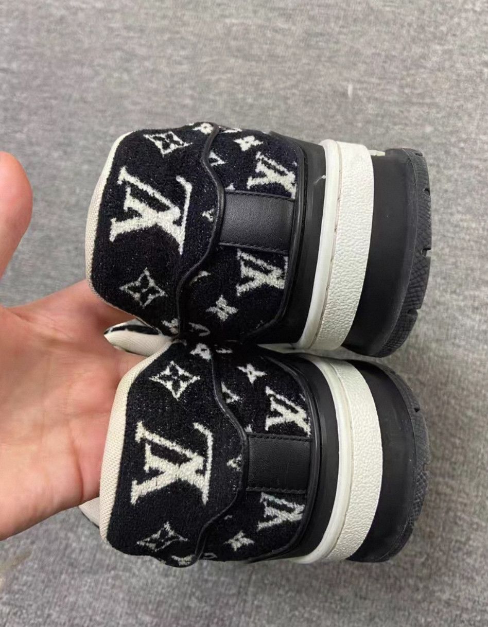 Louis Vuitton Louis Vuitton Black and White Trainer Lace Up Low Top Fash Size US 8.5 / EU 41-42 - 6 Thumbnail