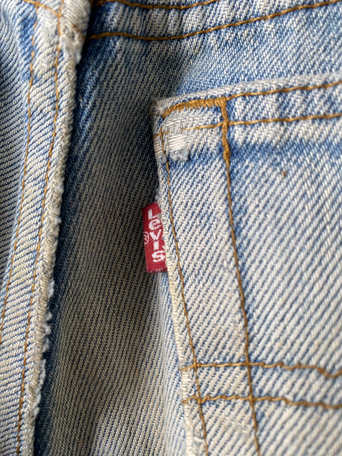 Levi's Vintage Levi’s 501 Top Button 524 Distressed Denim Size US 30 / EU 46 - 16 Thumbnail