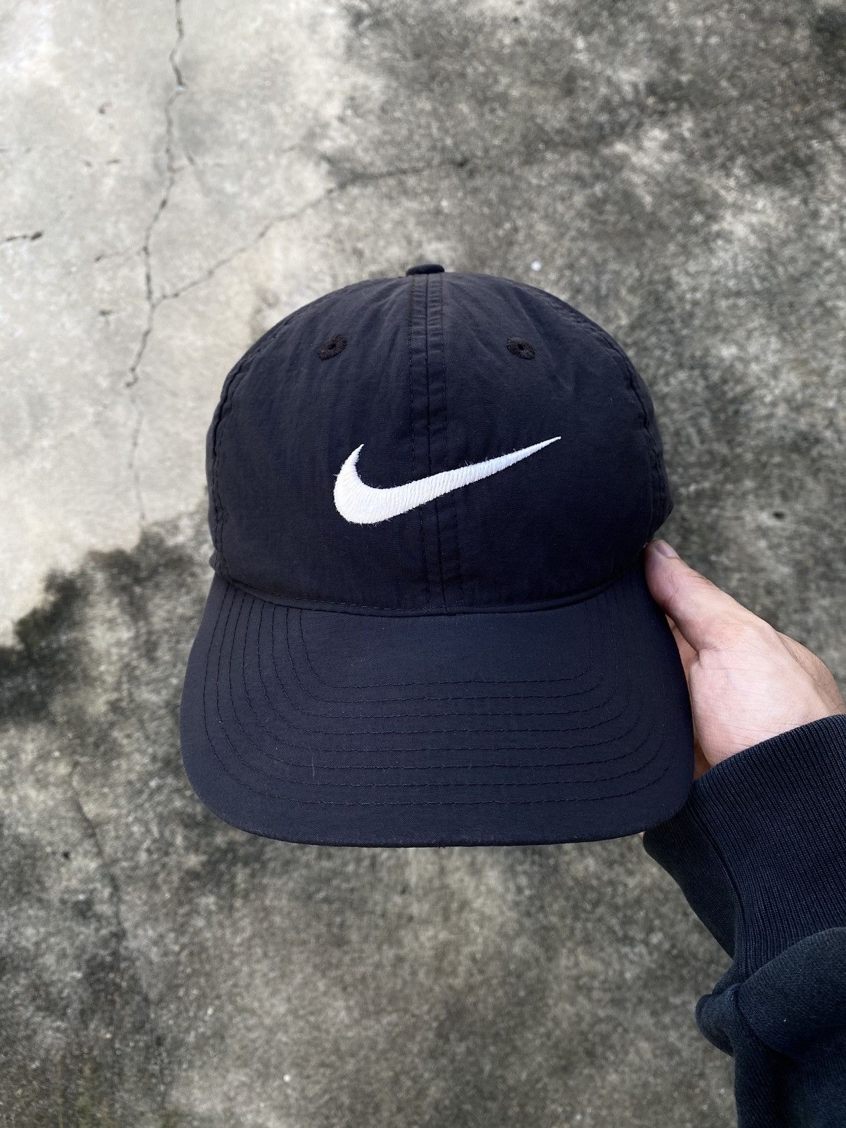 Nike × Vintage Vtg Nike Big Swoosh Nylon Size ONE SIZE - 1 Thumbnail
