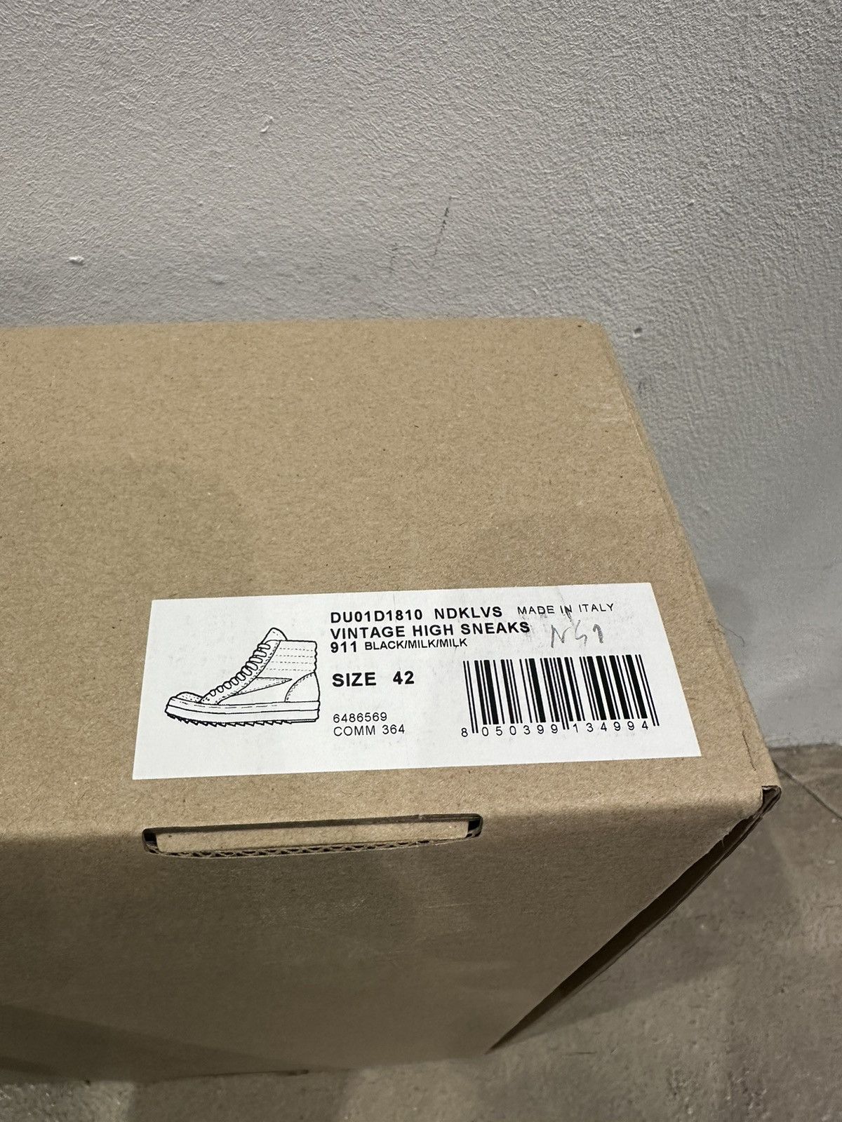 RICK OWENS - DRKSHDW Vintage High Sneaker Black/Milk Hi Top Sneakers