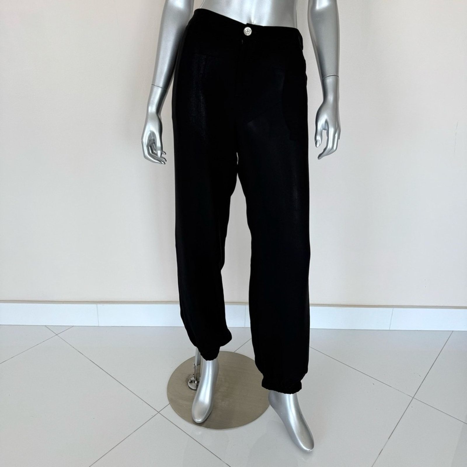 Gucci silk women pants size 44 IT or 10 US Authentic