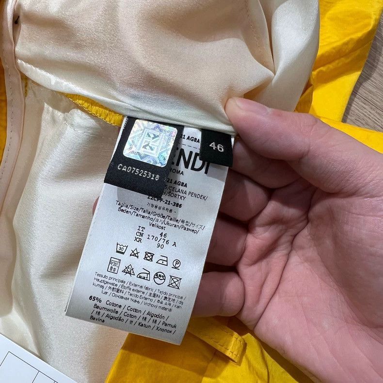 Fendi Fendi Logo Embroidered Yellow Shorts Size 46 Size US 44 / EU 60 - 8 Thumbnail