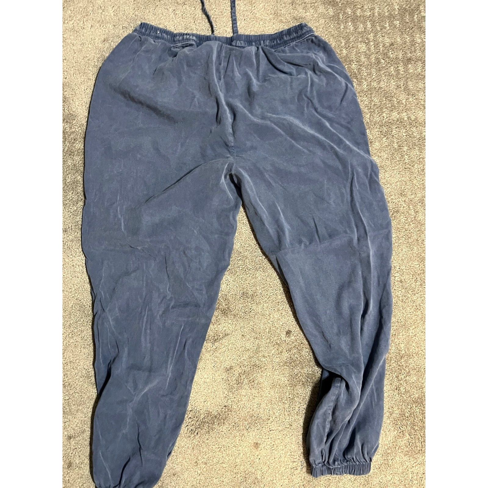 Victoria's Secret Victoria's Secret PINK Animal Print Jogger Pants Medium Blue Lyocell Blend Womens Size 32" / US 10 / IT 46 - 3 Thumbnail