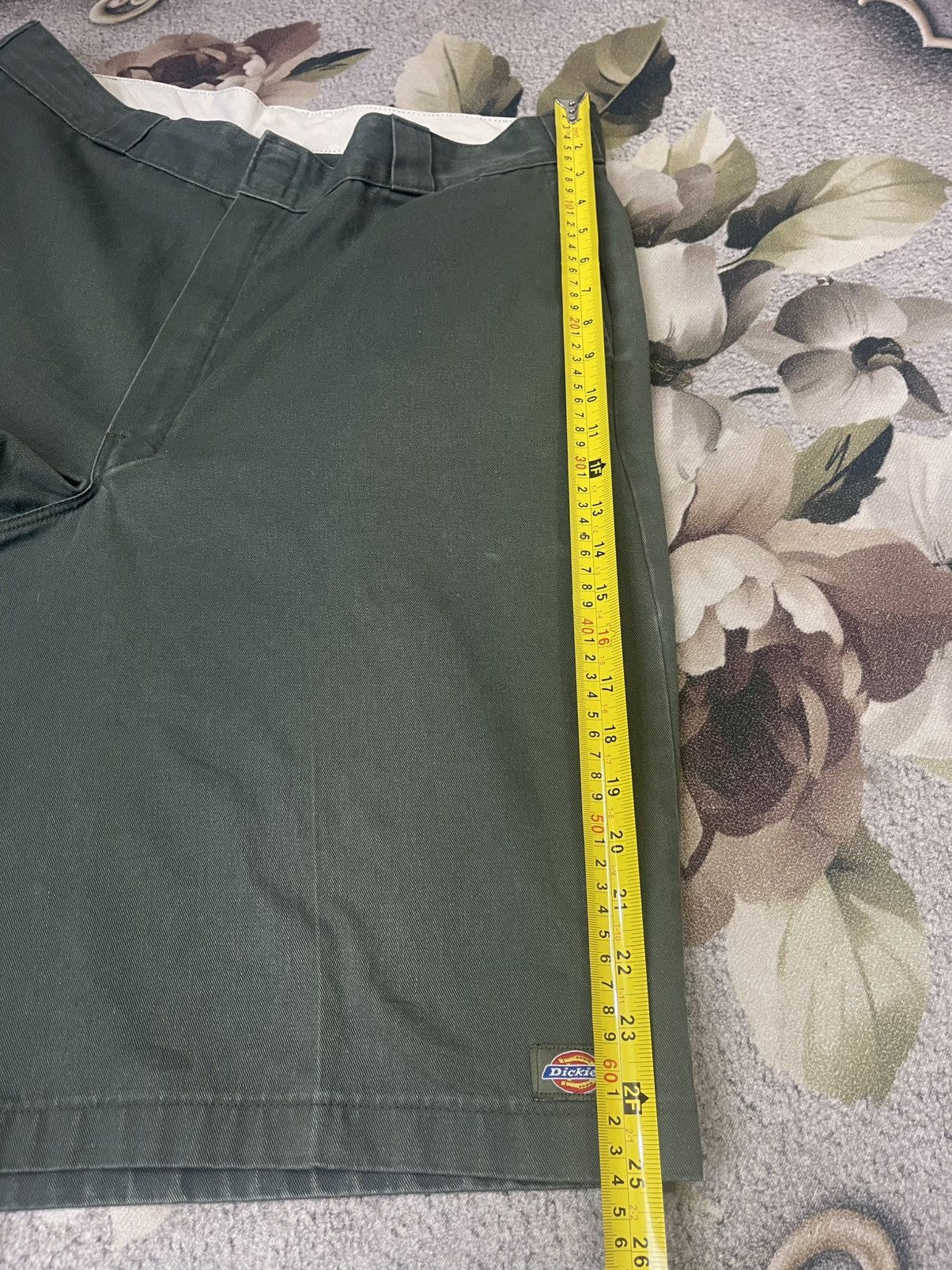 Dickies Dickies Short Pant Green Army Size US 39 - 11 Thumbnail
