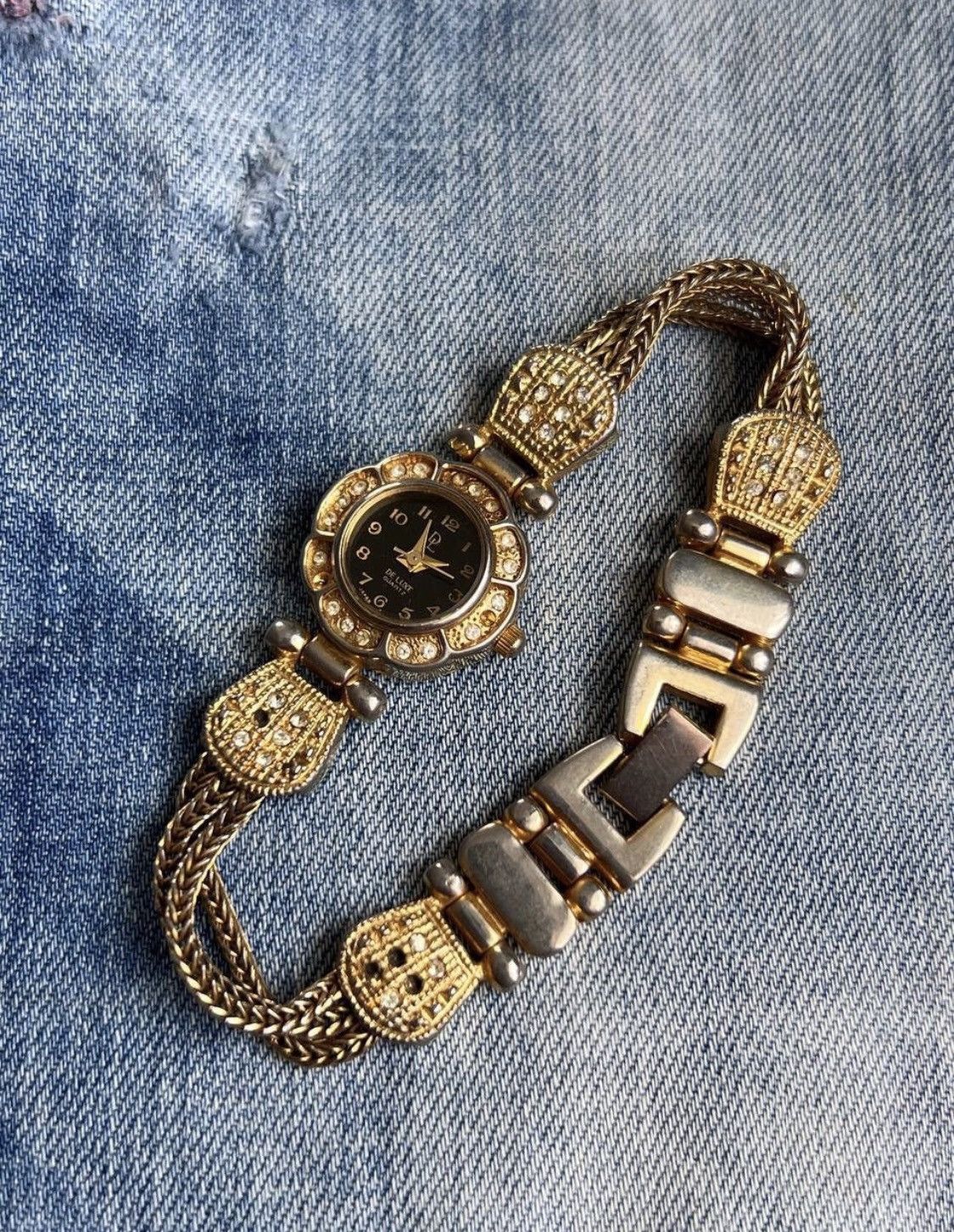 Japanese Brand × Vintage Vintage Japanese style futuristic Watch Size ONE SIZE - 1 Thumbnail