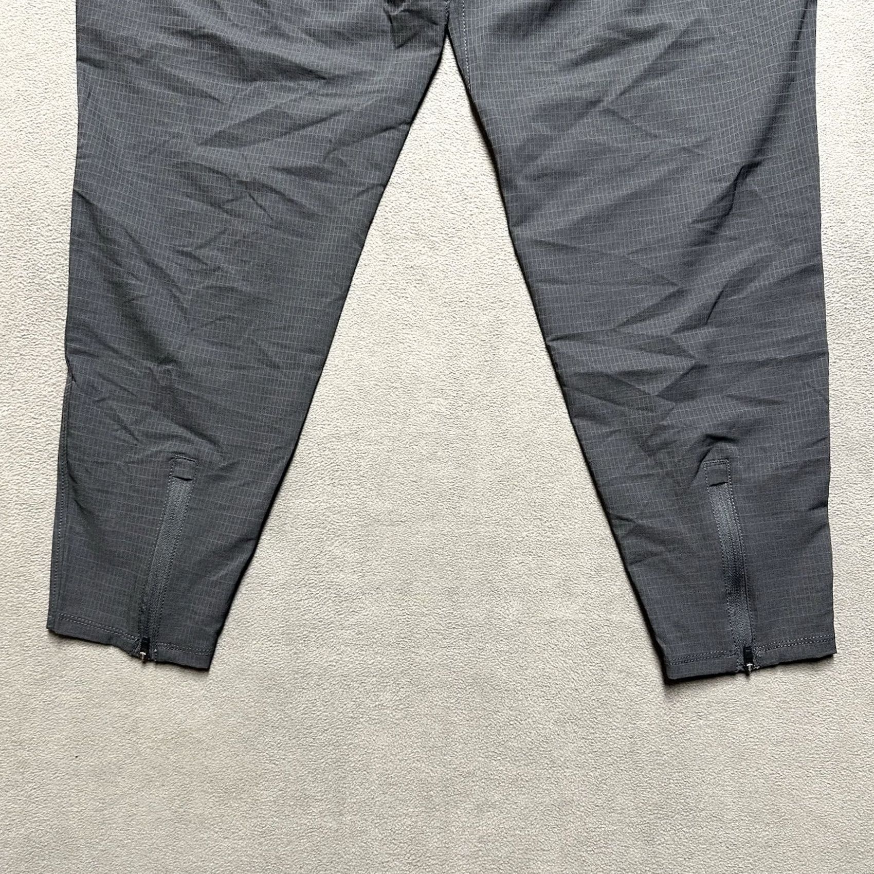 JW Anderson Anderson Ord Pants Mens 34 Gray Tapered Ripstop Zip Ankle Stretch 4-Way Inseam 25 Size US 34 / EU 50 - 6 Thumbnail