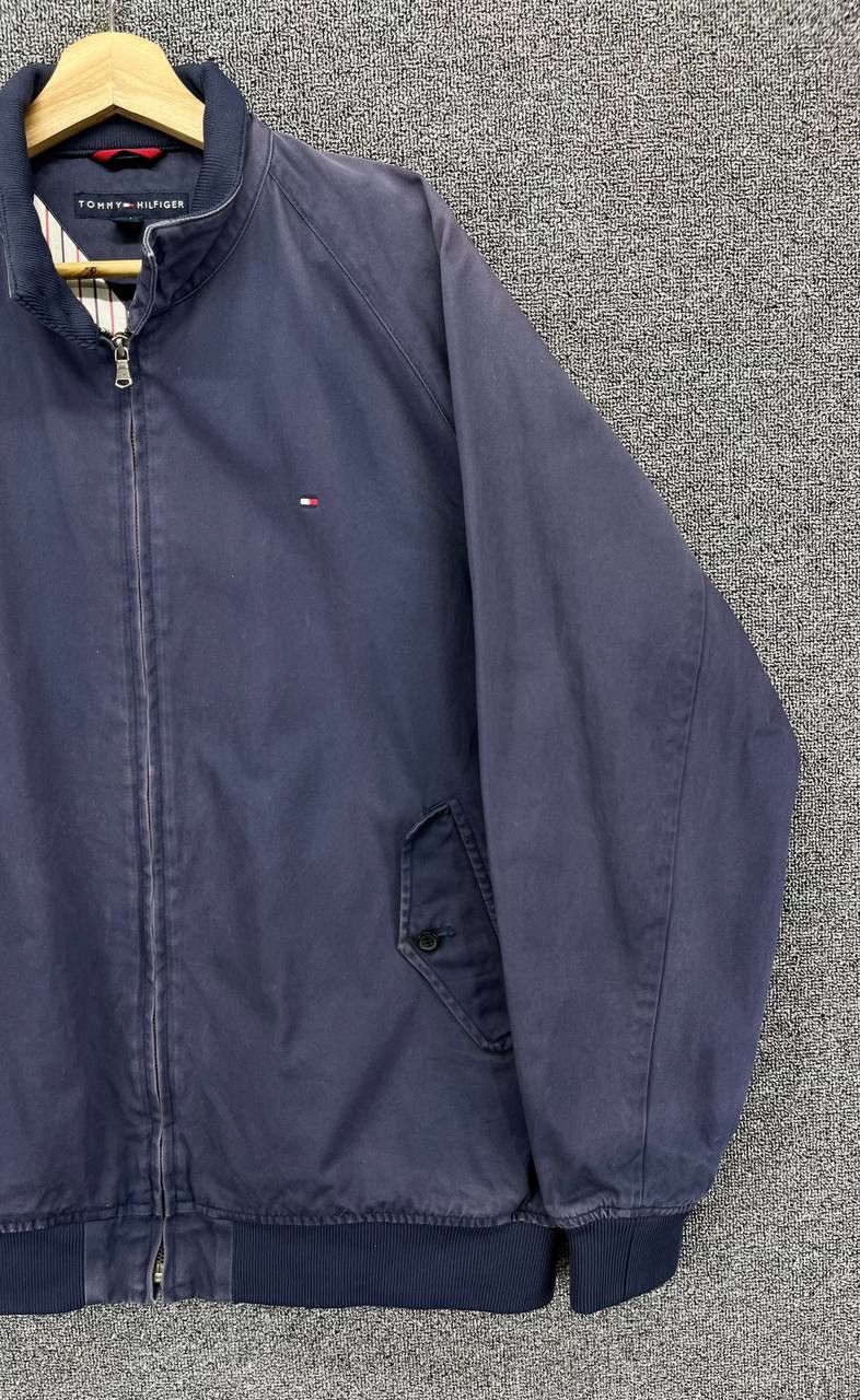 Tommy Hilfiger Vintage Tommy Hilfiger Rare Trashed Jacket Size US XL / EU 56 / 4 - 4 Thumbnail