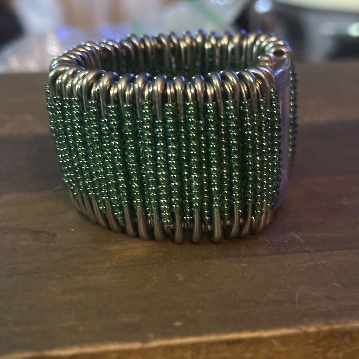 Other Green beaded safety pin stretch band watch Size ONE SIZE - 6 Thumbnail
