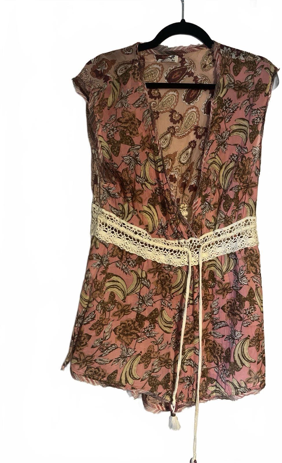 Free People Free People Bohemian Romper - Floral Print with Crochet Belt Size 36" / US 14 / IT 50 - 2 Thumbnail