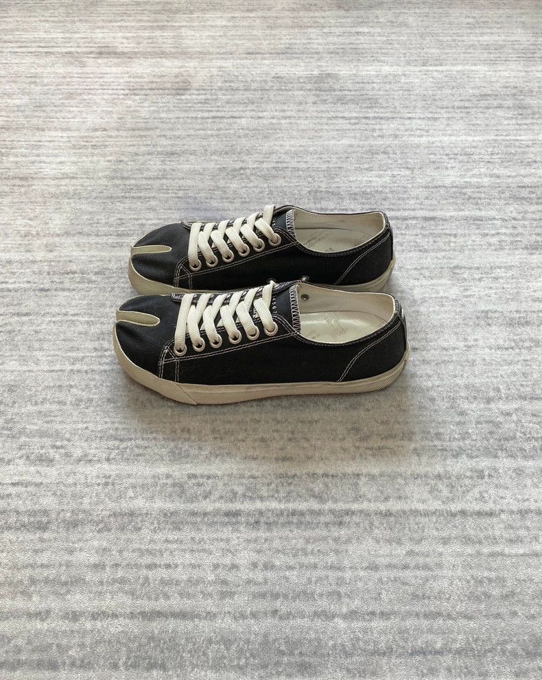 Maison Margiela Maison Margiela Split-toed pig's foot shoes canvas shoes Size US 5.5 / IT 35.5 - 3 Thumbnail