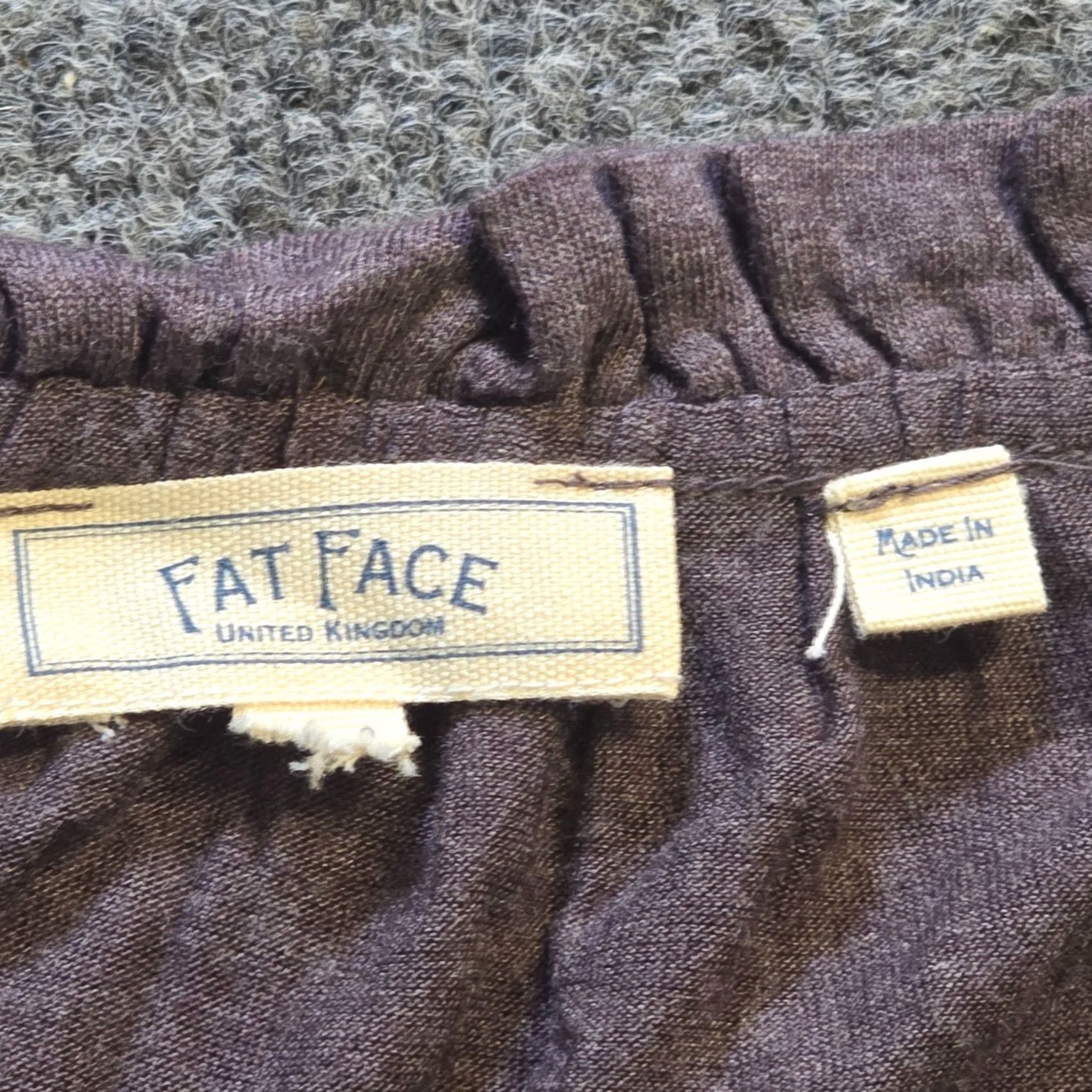 FatFace Fat Face Top Womens Size 6 Purple V Neck Long Sleeve Stretchy Casual T-Shirt Regular Womens Spin Size M / US 6-8 / IT 42-44 - 4 Thumbnail