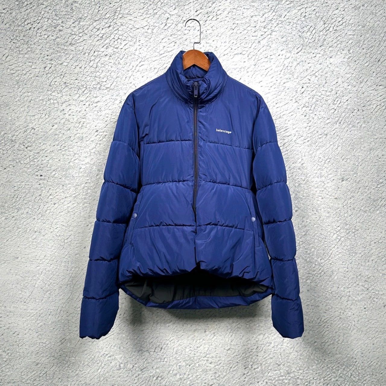 Balenciaga Balenciaga 17FW Blue Logo Puffer Jacket Size US L / EU 52-54 / 3 - 1 Thumbnail