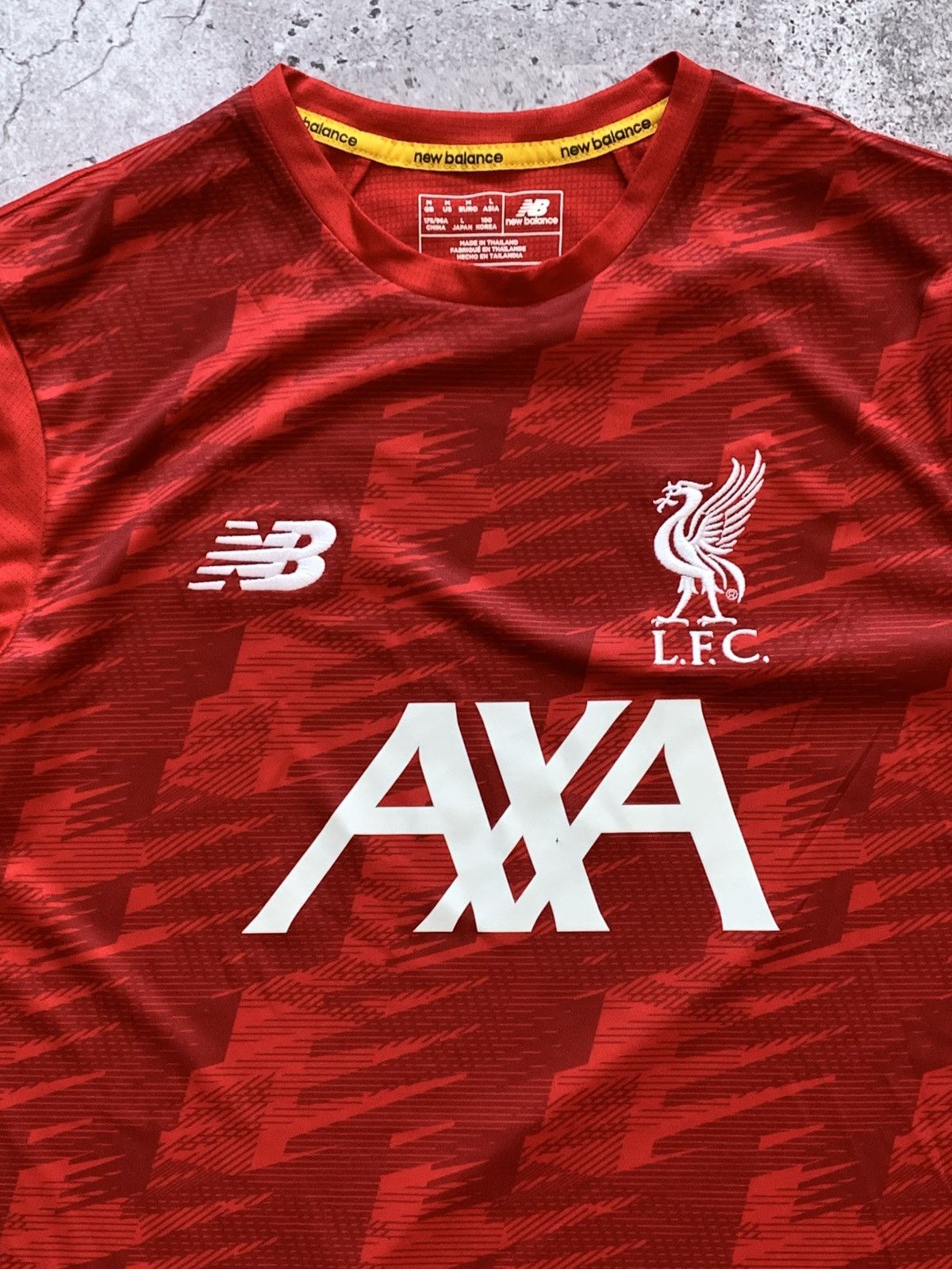 New Balance 🔥NEW BALANCE LIVERPOOL TRAINING SOCCER FOOTBALL JERSEY Size US M / EU 48-50 / 2 - 3 Thumbnail