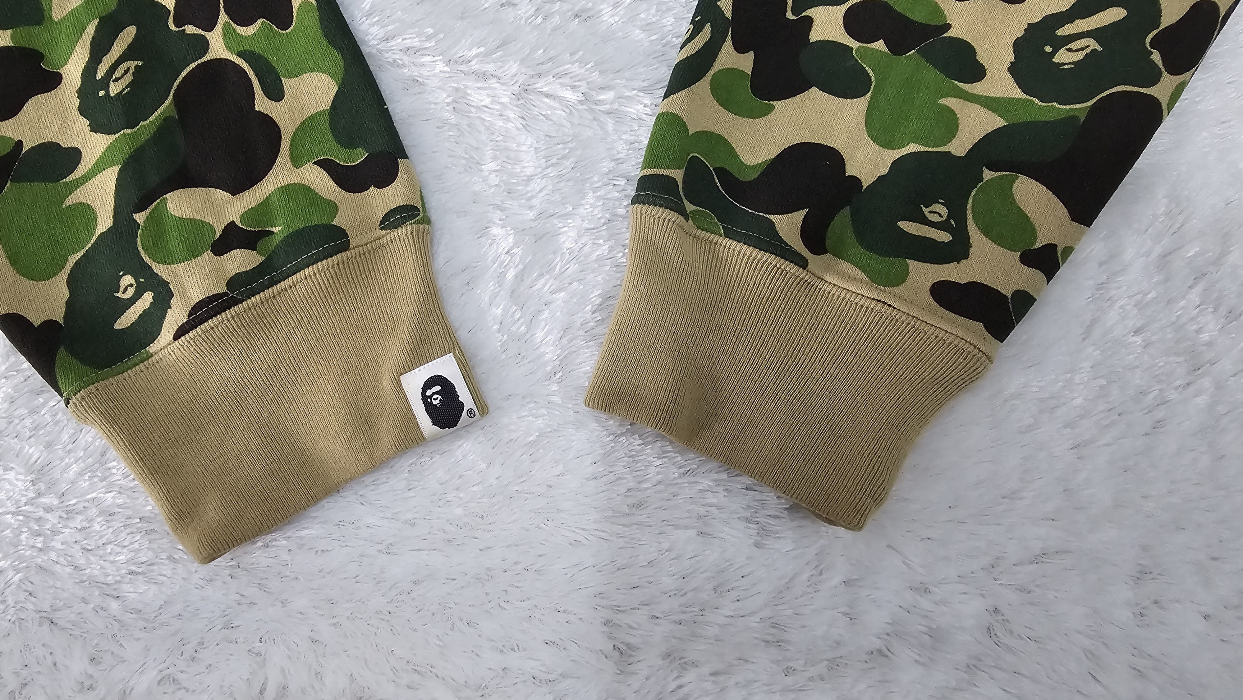 Bape × Undefeated Bape x Undefeated ABC Camo Pullover Hoodie Size US L / EU 52-54 / 3 - 7 Thumbnail