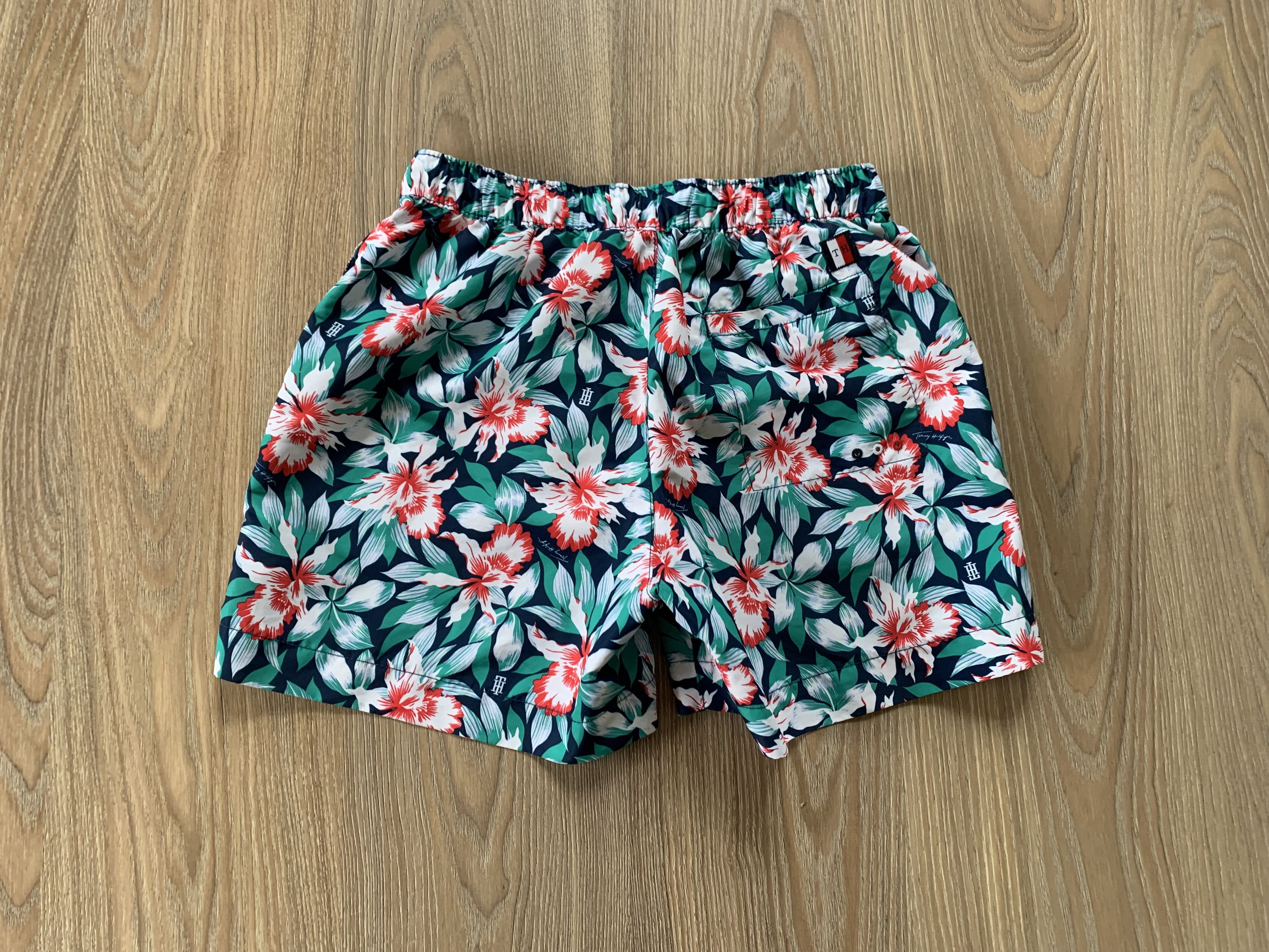 Tommy Hilfiger × Vintage Tommy Hilfiger Beach Swim Shorts Size US 30 / EU 46 - 4 Thumbnail