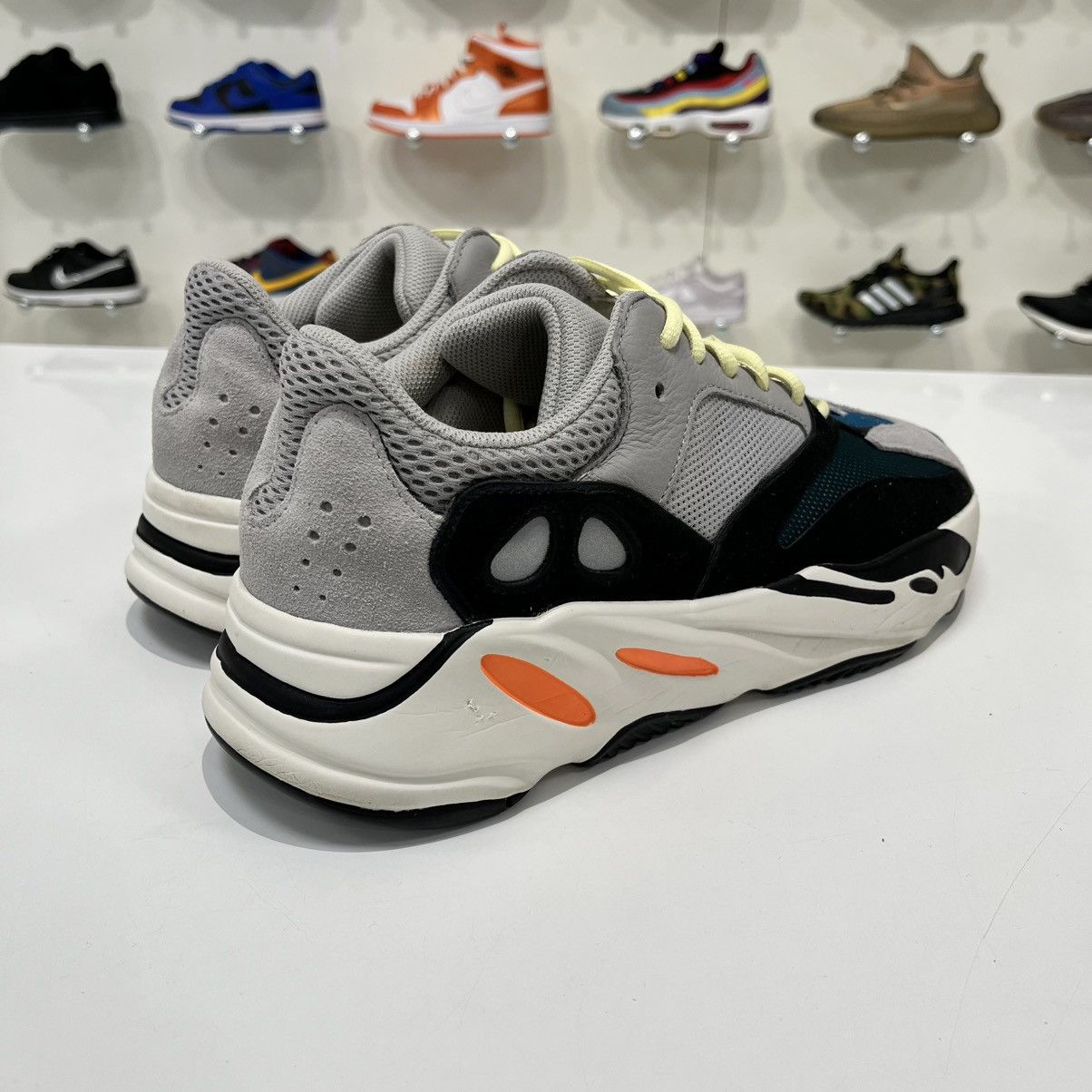 Adidas Adidas Yeezy Boost 700 Wave Runner Size US 11 / EU 44 - 6 Thumbnail