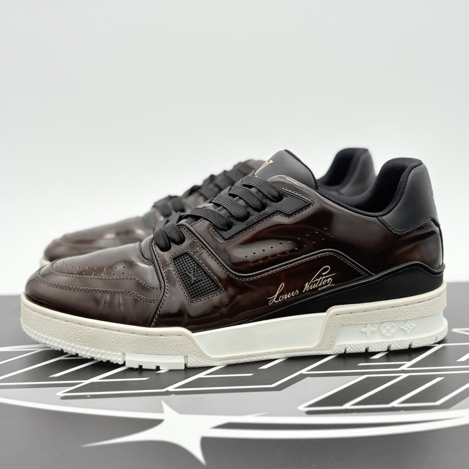 Louis Vuitton Louis Vuitton Trainer ' Brown Patent ' | SUPER CLEAN! Size US 9 / EU 42 - 1 Thumbnail