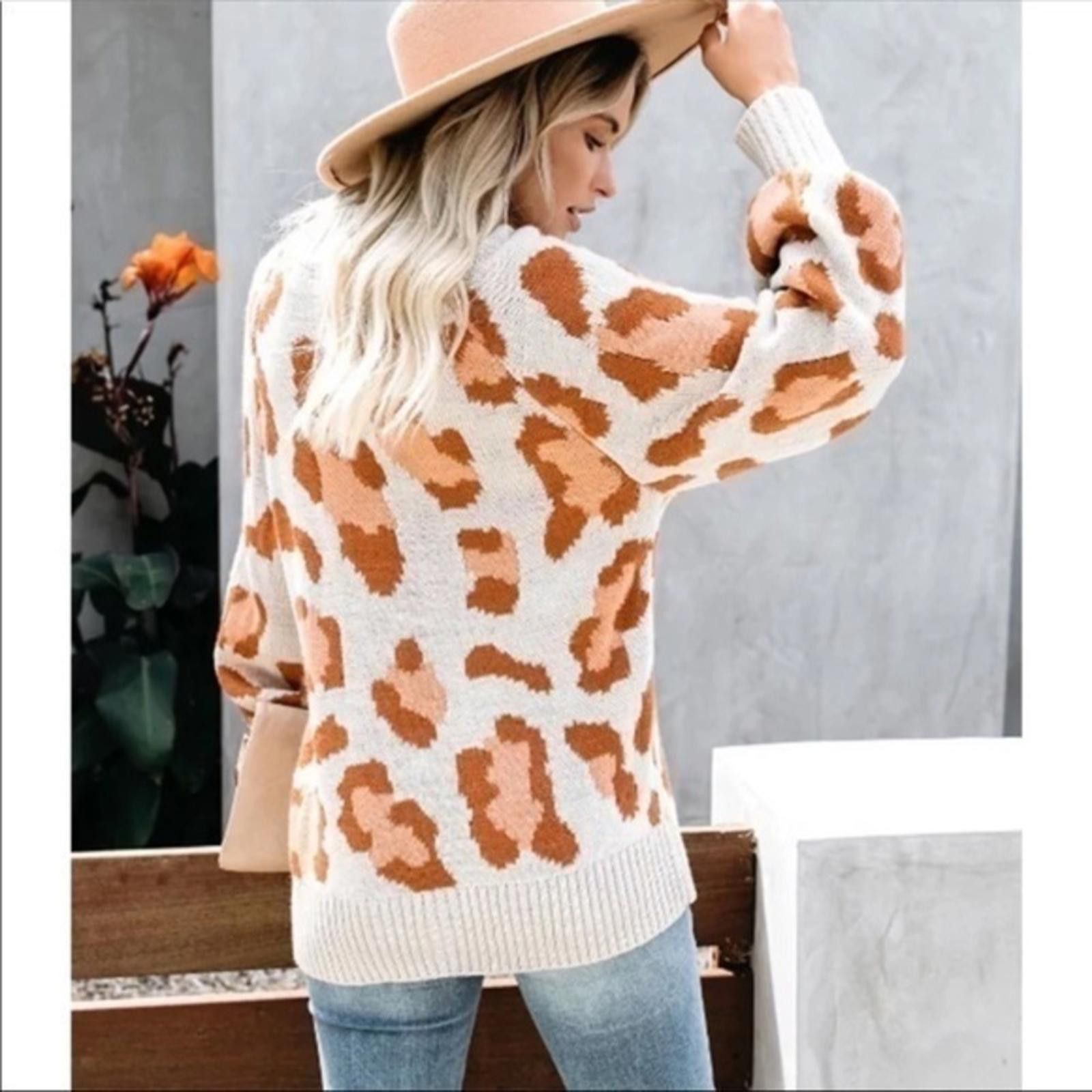Designer × Other Leopard Print Sweater Lantern Sleeve Crew Neck NWT Size M / US 6-8 / IT 42-44 - 2 Thumbnail