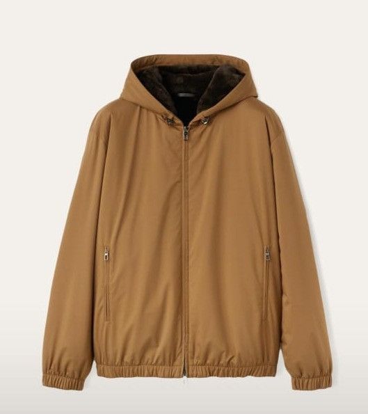 o1srvl11e1125 Hooded Bomber Jacket in Brown