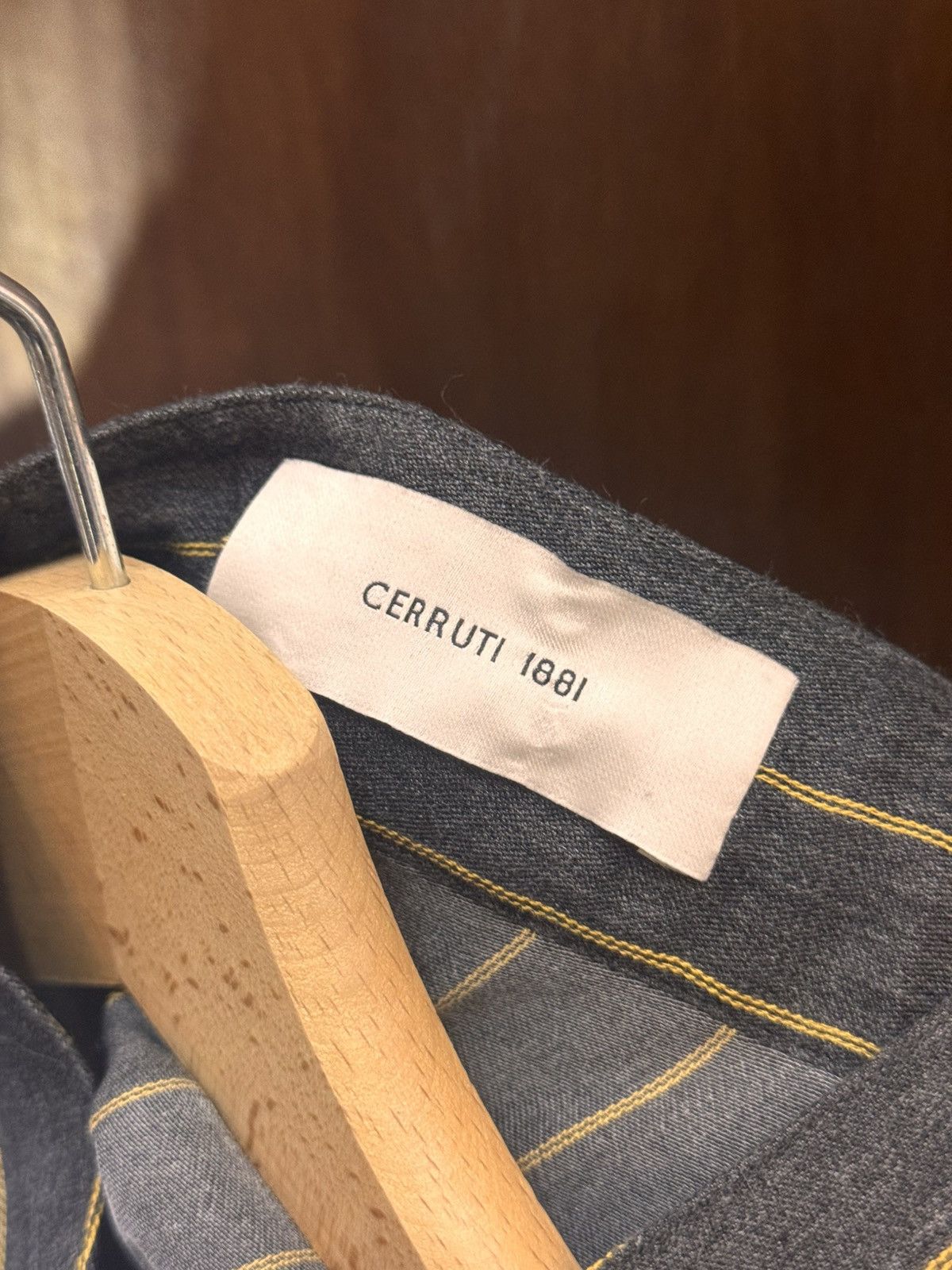 Cerruti 1881 cerruti 1881 oversized fluid stripped shirt 38 runway Size US S / EU 44-46 / 1 - 2 Thumbnail