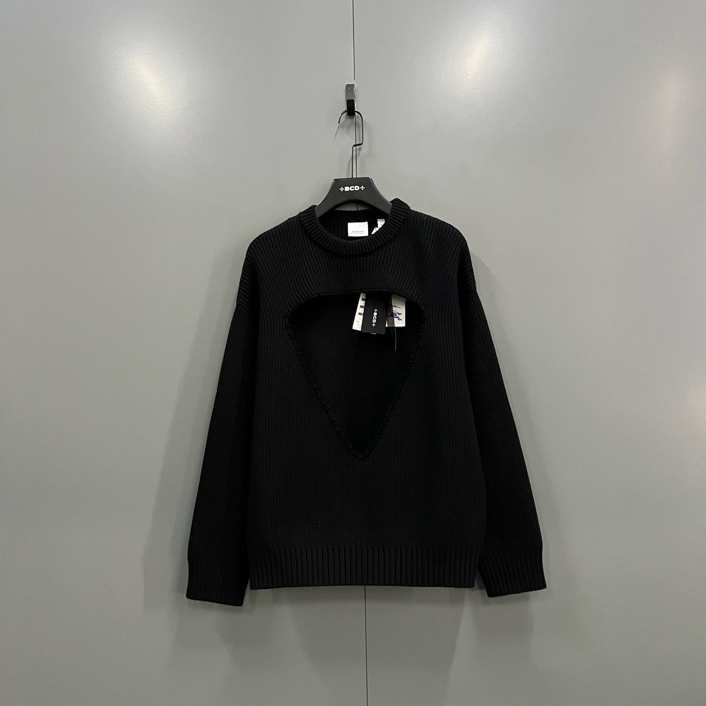 Burberry Burberry Knit Black Sweater S Women Size S / US 4 / IT 40 - 1 Thumbnail