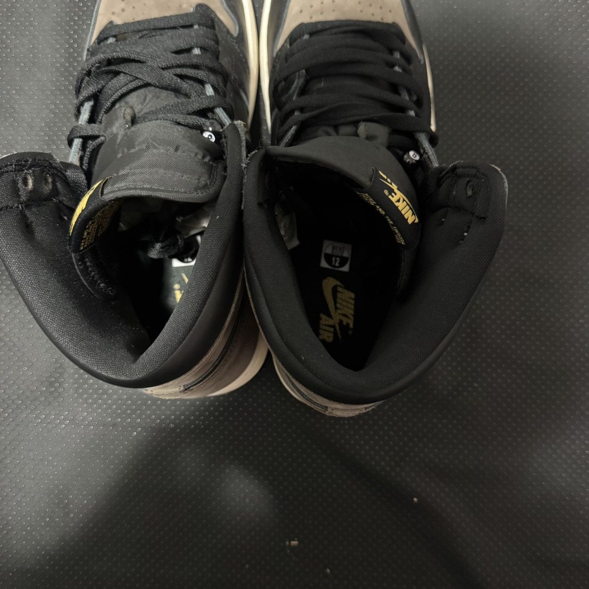 Jordan Brand Air Jordan 1 Retro High OG Palomino Size US 12 / EU 45 - 7 Thumbnail