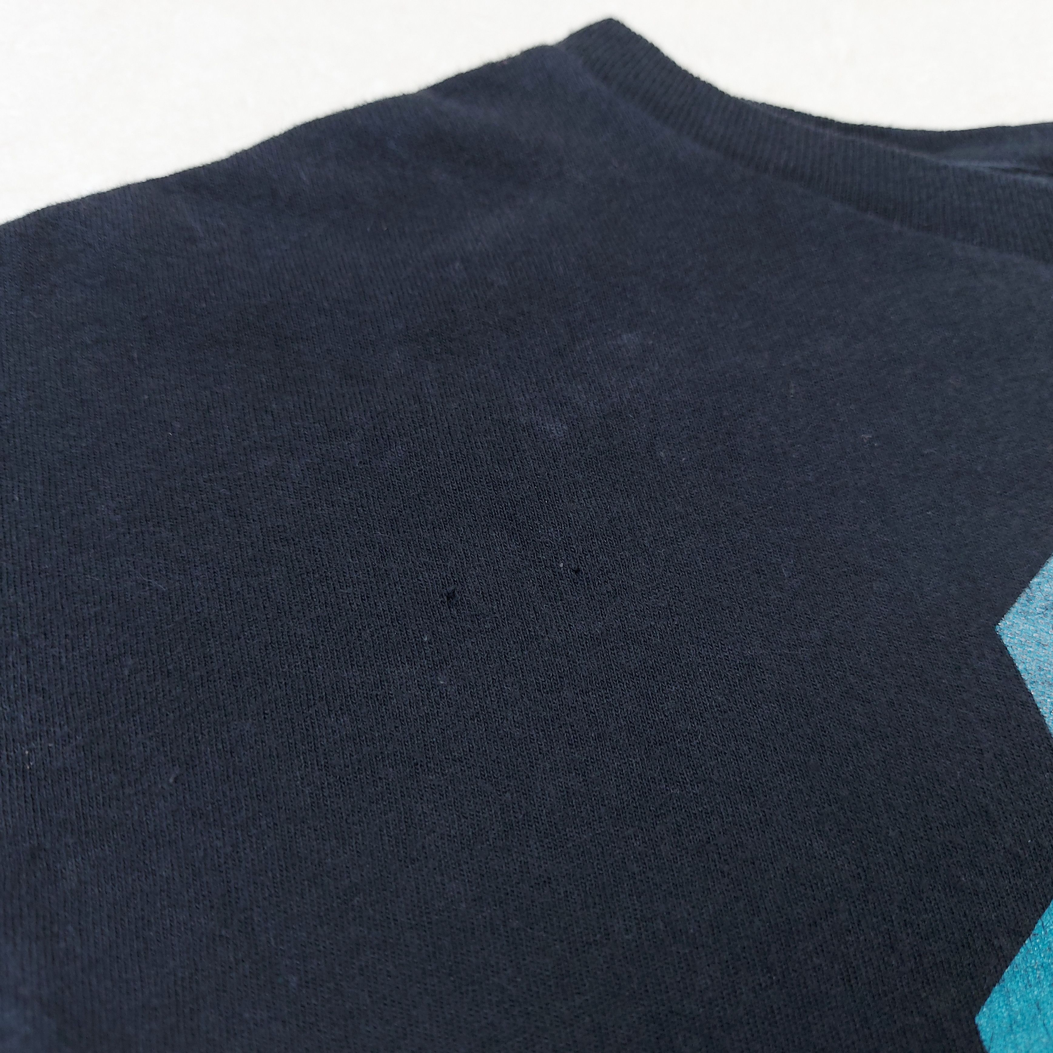 Band Tees Muse Band The Resistance Hexagon Tile Official Merch TEE Size US M / EU 48-50 / 2 - 10 Thumbnail