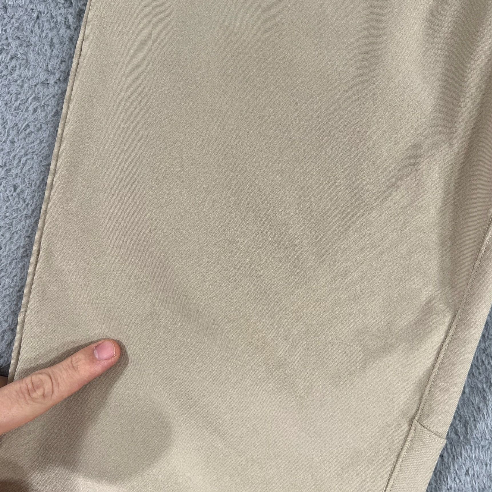 Lululemon Lululemon Mens ABC Commission Pants 38 Beige Classic Fit Stretch Athletic Pants Shirt? Size US 38 / EU 54 - 2 Thumbnail