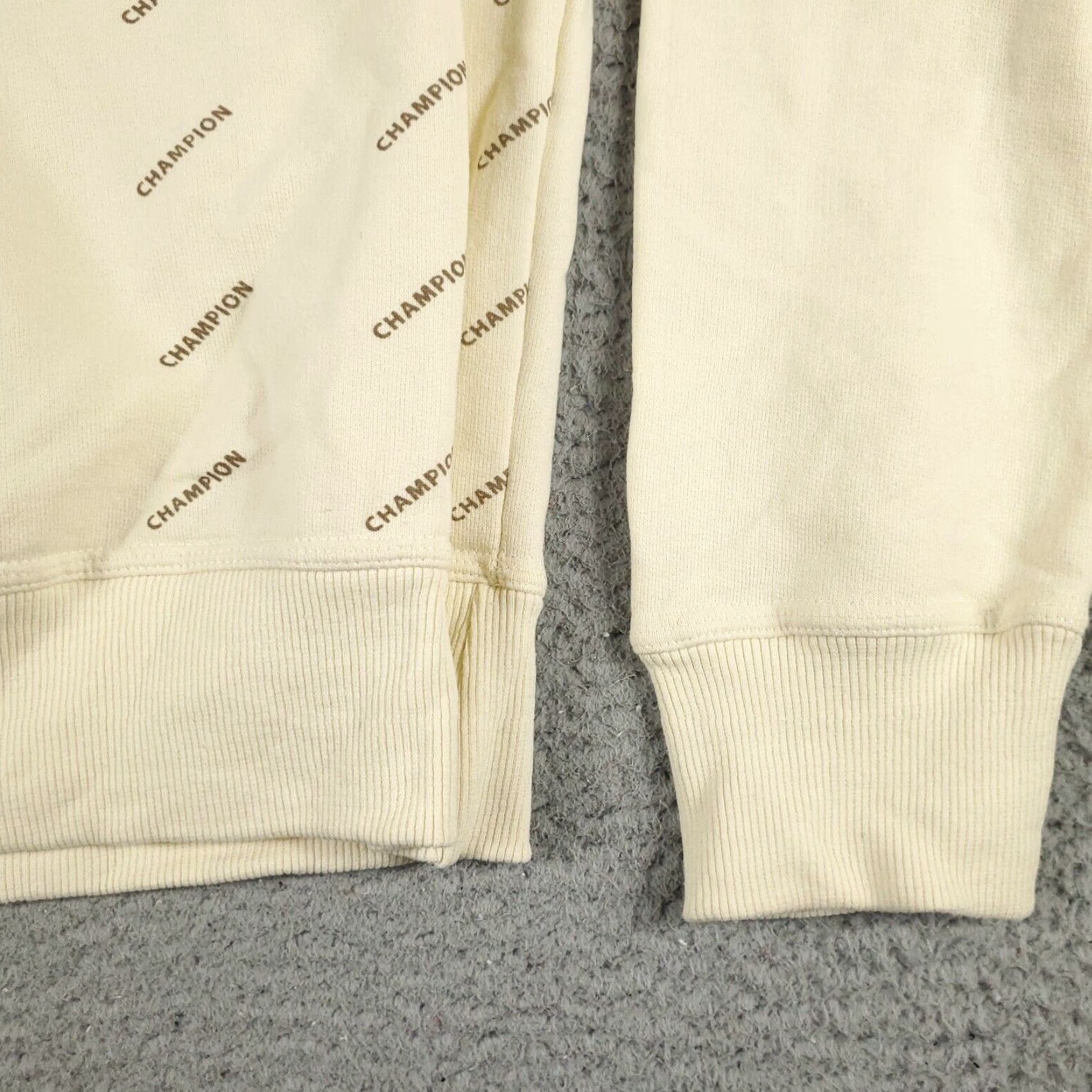Champion Mens Champion Sweater Medium Ivory Beige Casual Pullover Sweatshirt Size US M / EU 48-50 / 2 - 4 Thumbnail