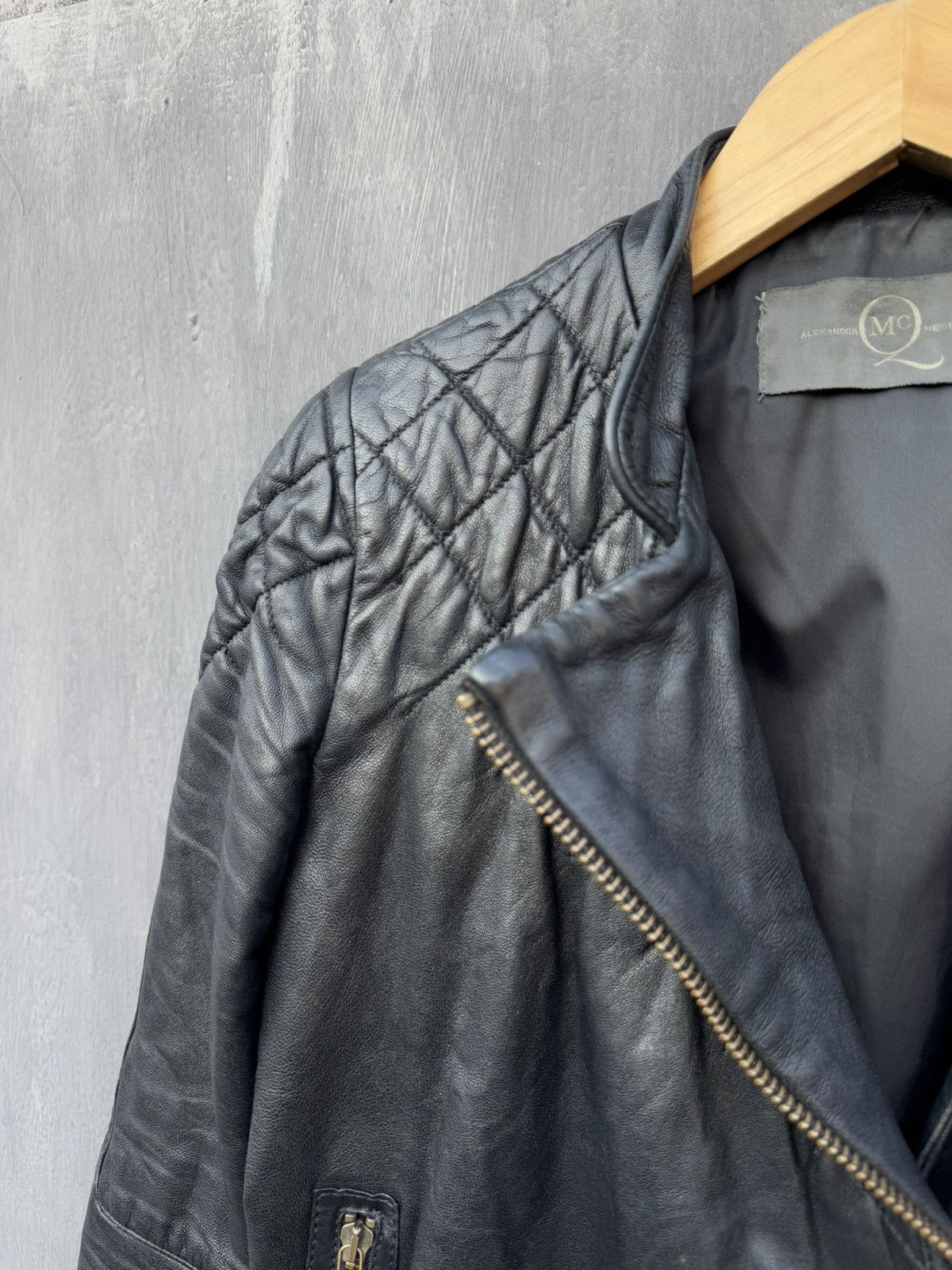Alexander McQueen Alexander McQueen Leather Quilted Biker Jacket Size 42 Size M / US 6-8 / IT 42-44 - 9 Thumbnail