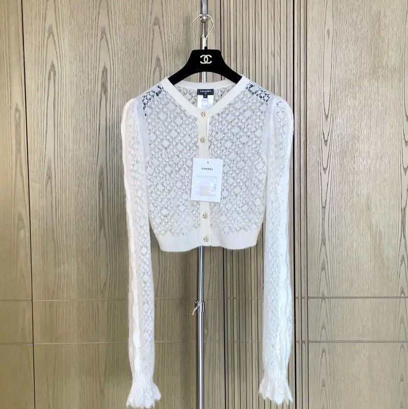 Chanel Chanel White Alpaca Wool Puff Sleeve Cardigan 0089 Size S / US 4 / IT 40 - 1 Thumbnail