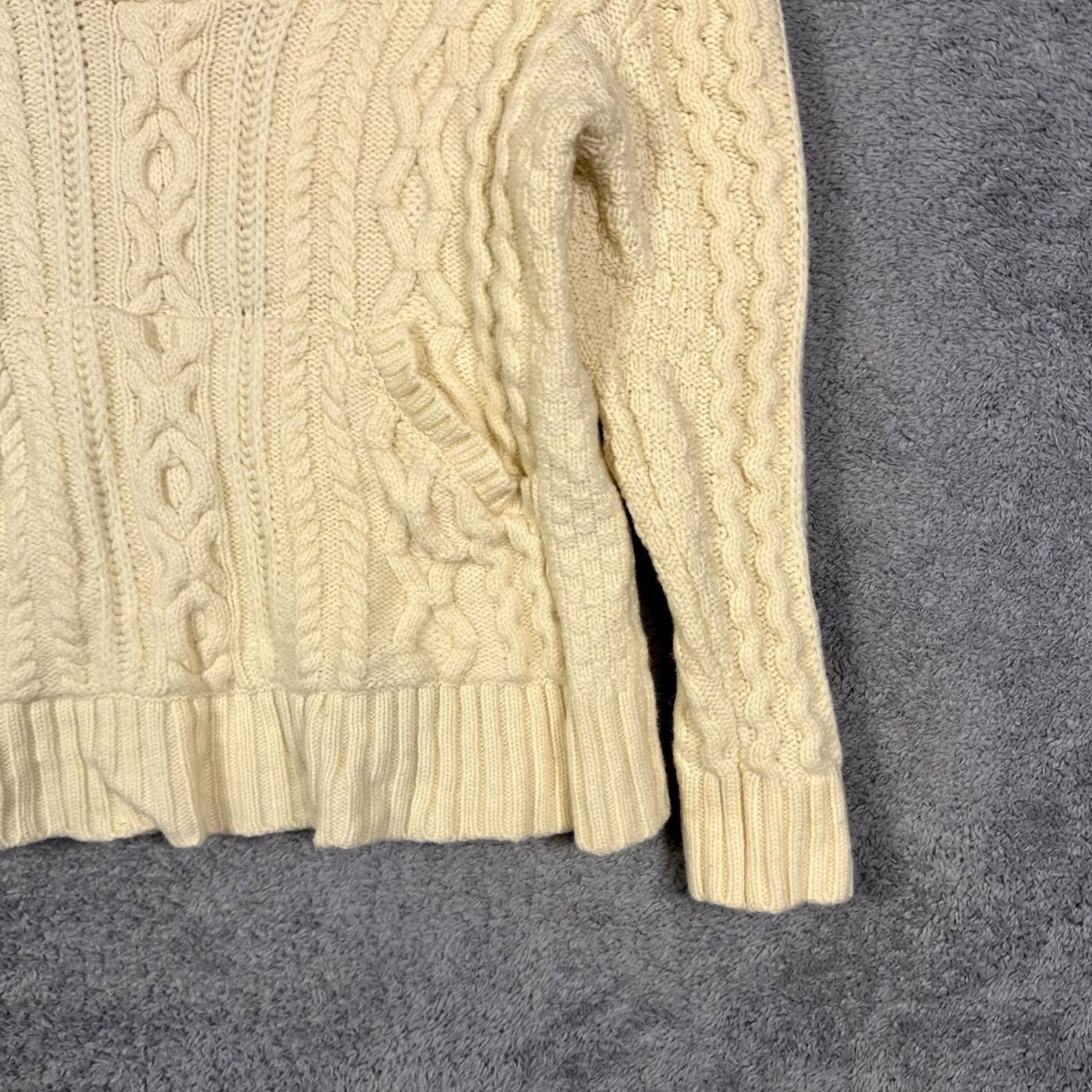Vintage Aran Sweater Womens M Craft Hoodie Cable Knit Fisherman Merino Wool Pullover Size M / US 6-8 / IT 42-44 - 2 Thumbnail