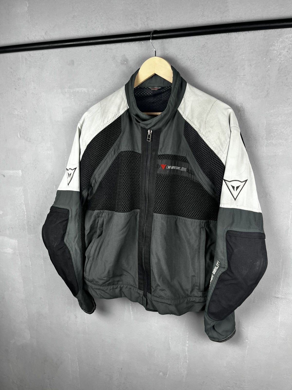 Dainese Dainese recing jacket Size US L / EU 52-54 / 3 - 3 Thumbnail
