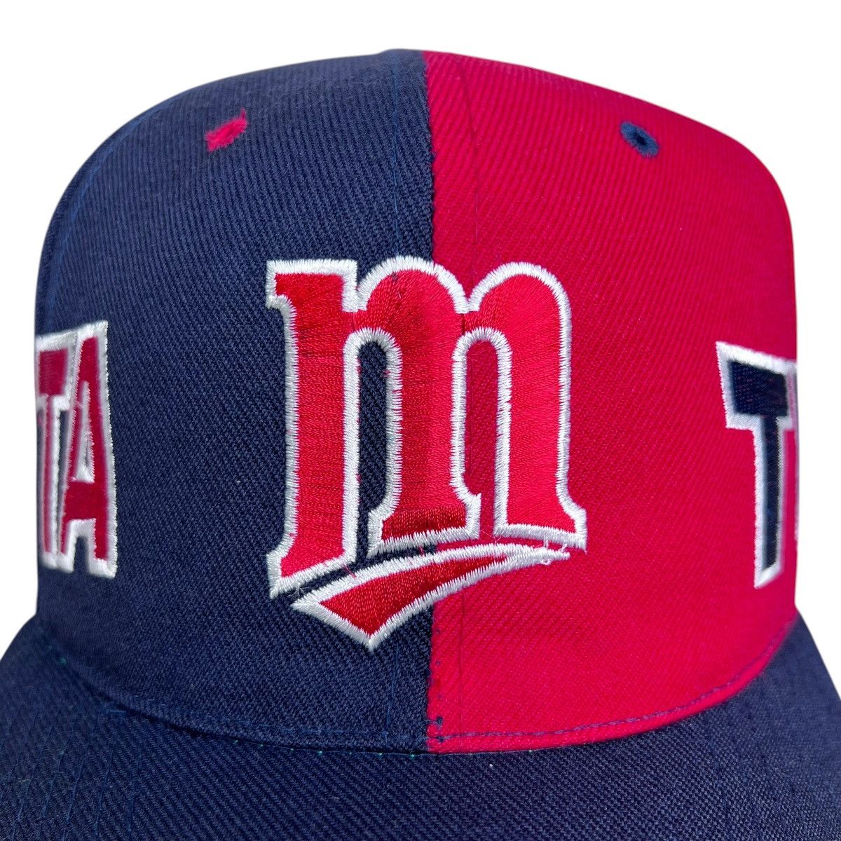 American Needle 1990s Minnesota Twins American Needle Wrap Around Snapback Size ONE SIZE - 2 Thumbnail