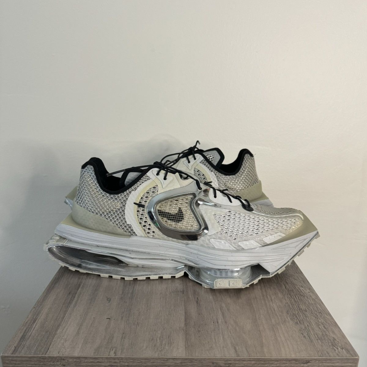 image of Zoom Mmw 4 Grey Shoes, Men's (Size 8)