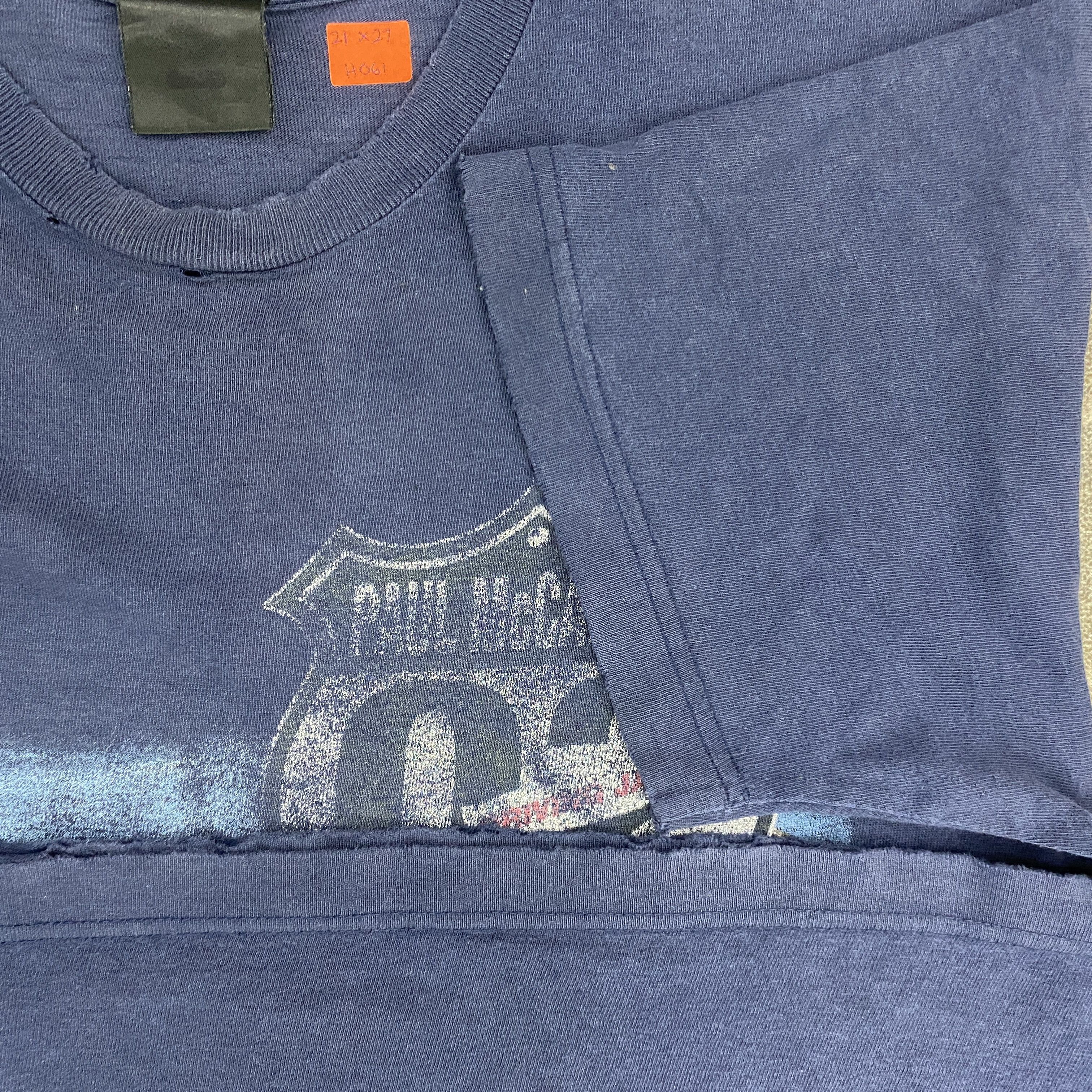 Band Tees Vintage Distressed Paul McCartney Driving Japan 2002 - H061 Size US L / EU 52-54 / 3 - 4 Thumbnail