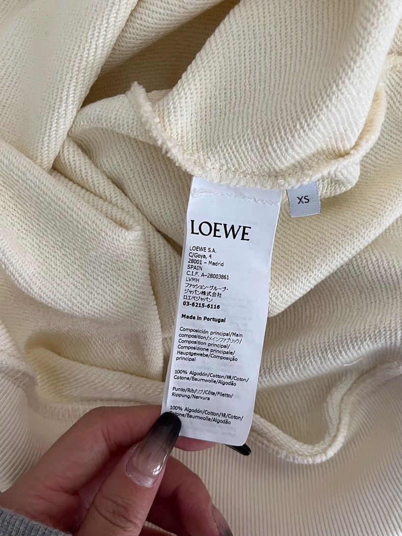 Loewe LOEWE Stitched leather pocket hoodie Size XS / US 0-2 / IT 36-38 - 5 Thumbnail