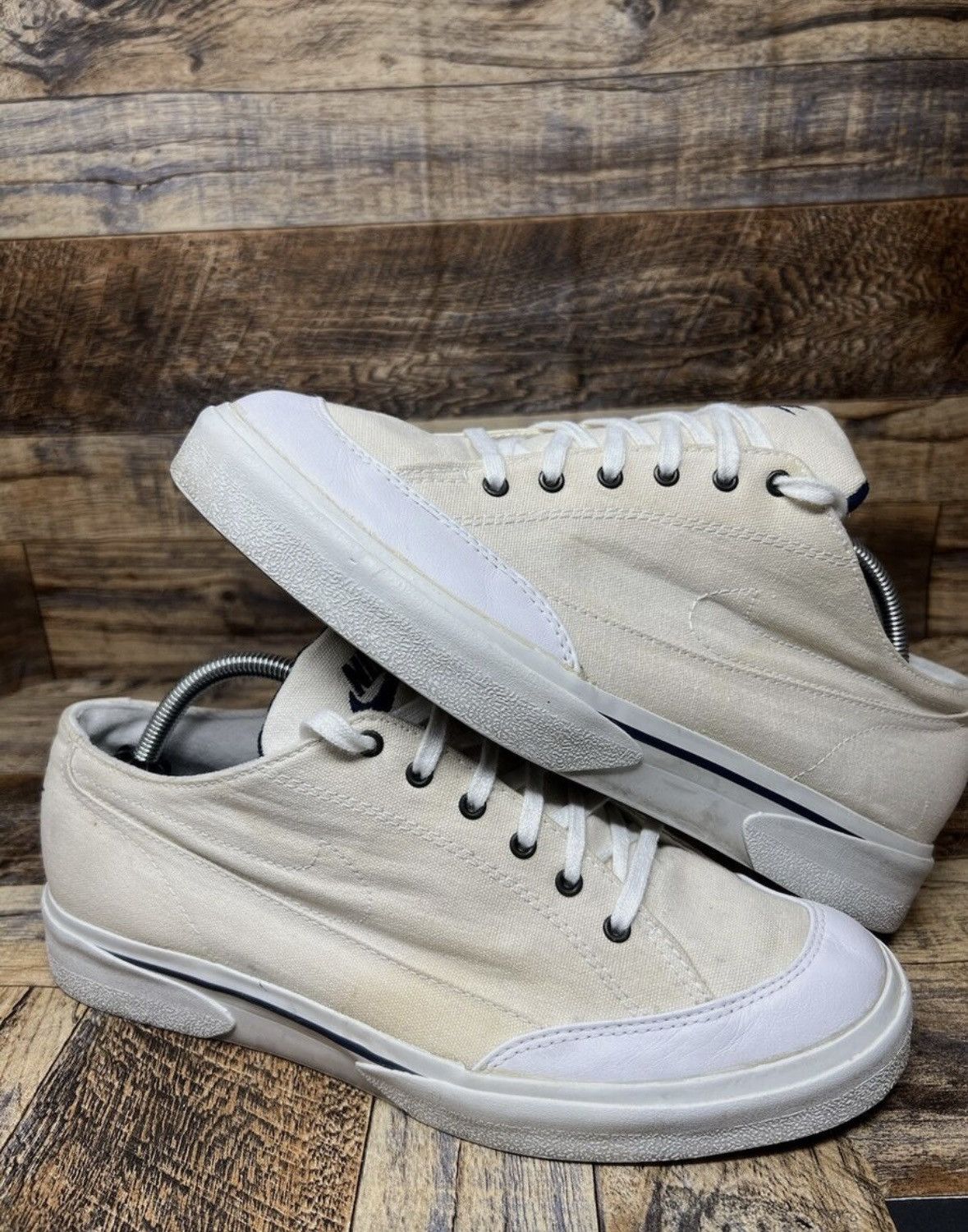 Nike VINTAGE RARE 1980’s Nike Classic All Court Cream Low Canvas Size US 10 / EU 43 - 1 Thumbnail