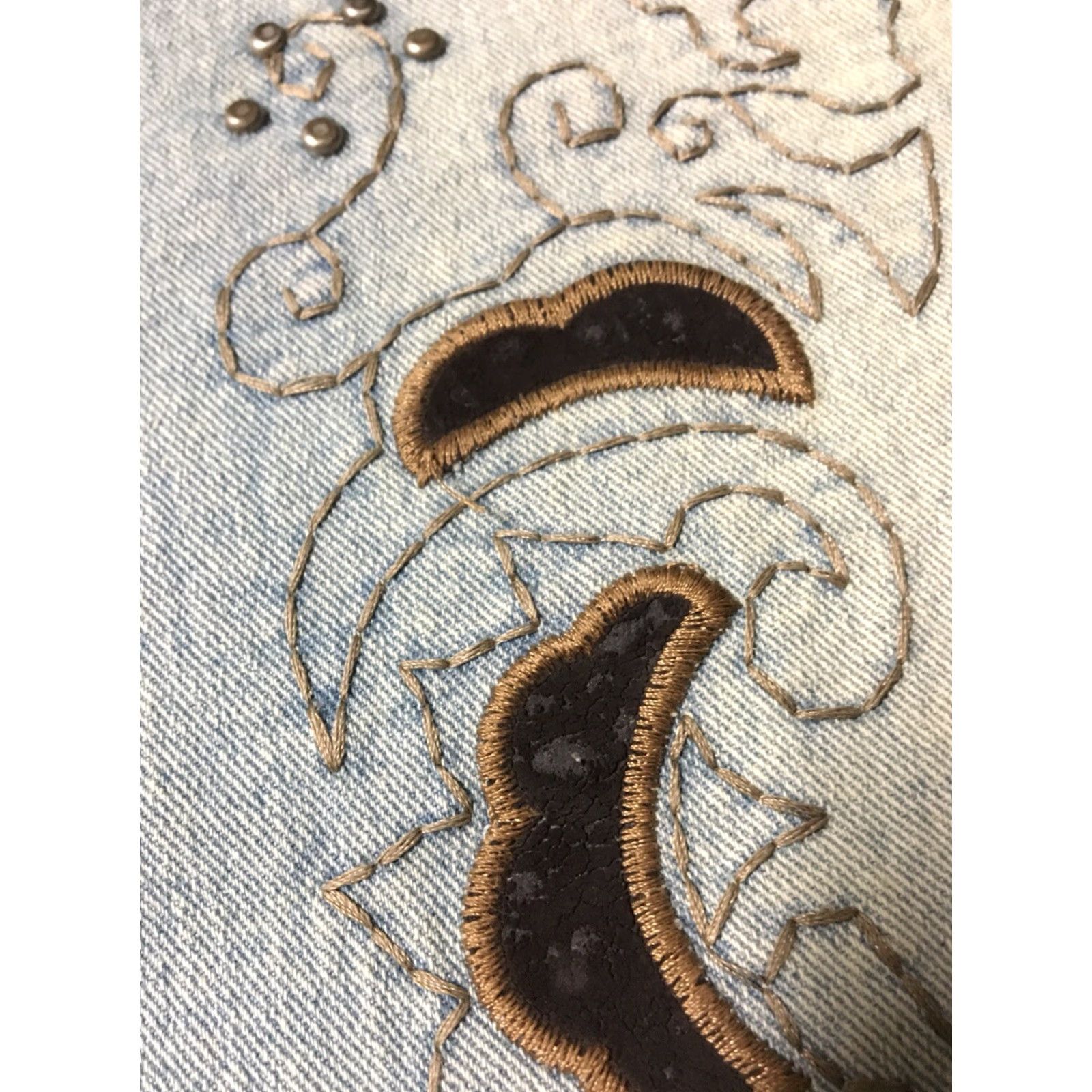 Tommy Hilfiger VINTAGE Tommy Hilfiger Jeans Paisley Bootcut Men 10 Blue 31 Inseam 33.5 Embroidered Western Hip Hop Grunge USA Flag 90s Size 32" / US 10 / IT 46 - 4 Thumbnail