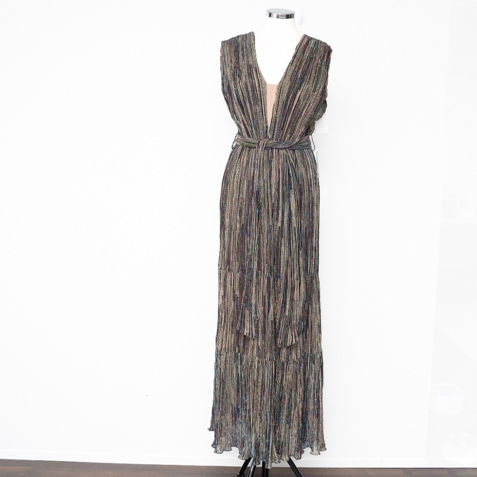 Designer Harlyn - Plunge V-Neck Tie Waist Pleated Gown Size M / US 6-8 / IT 42-44 - 2 Thumbnail