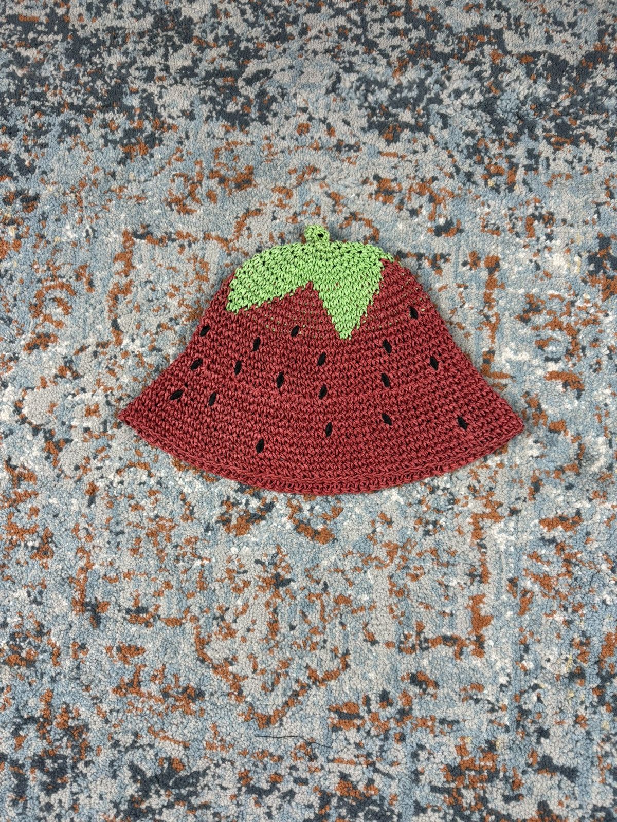 Handmade × Japanese Brand × Vintage Vintage Y2K knitted strawberry bucket hat cute Avant garde Size ONE SIZE - 2 Thumbnail